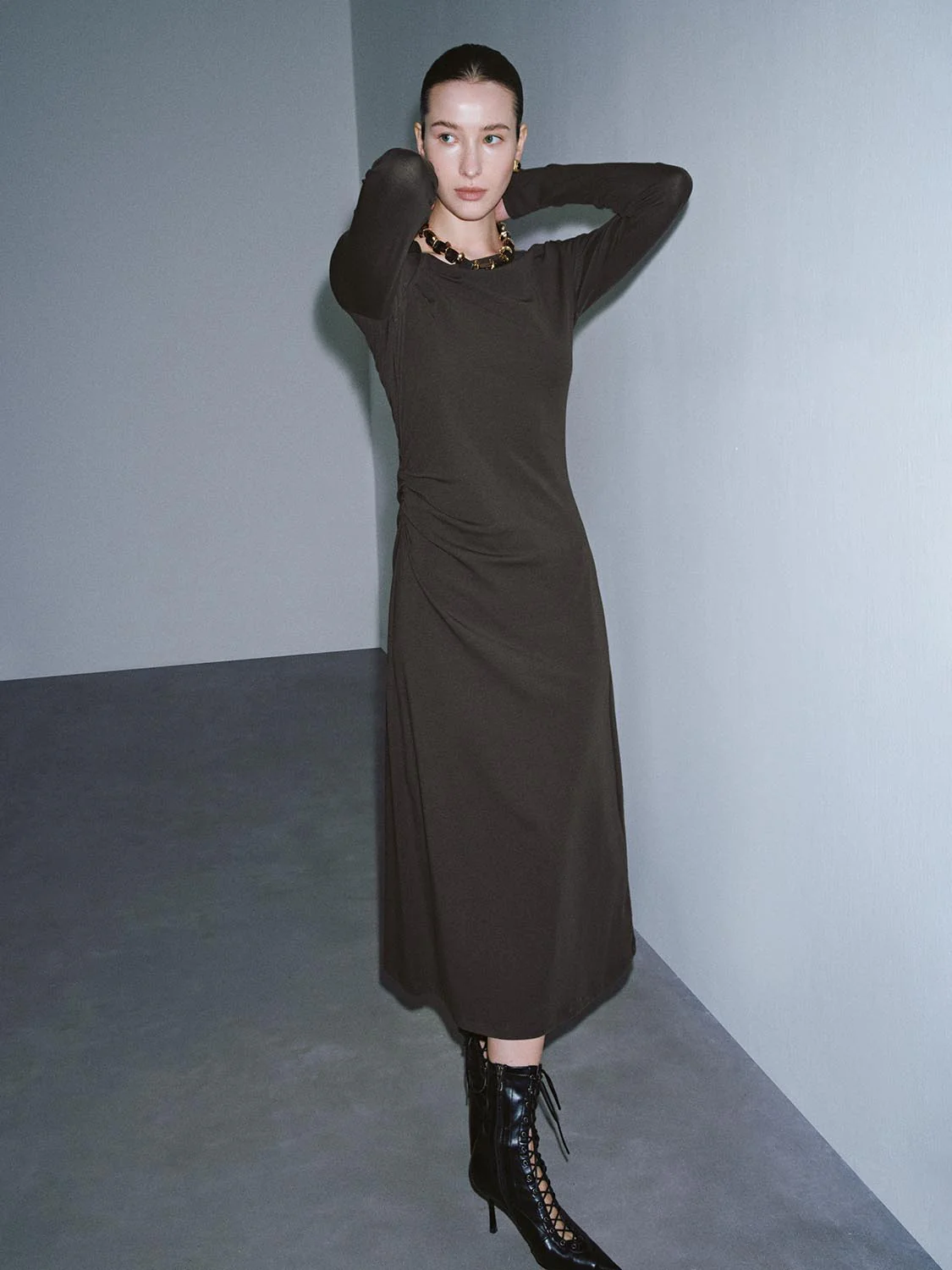 Asymmetric Neck Ruched A-Line Midi Dresses - Image 12