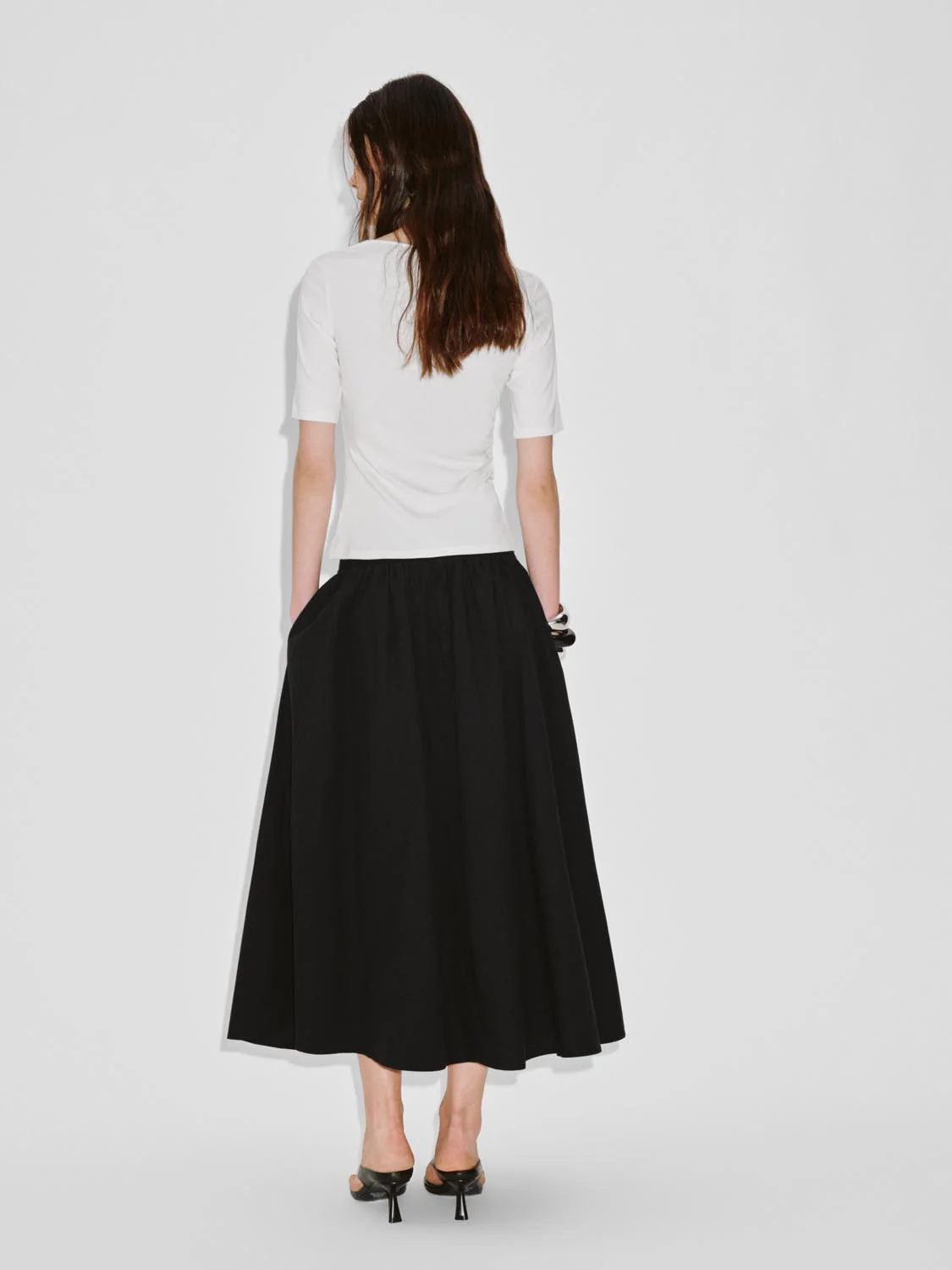 Asymmetric Neck Ruched Skinny Fit T-Shirts - Image 12