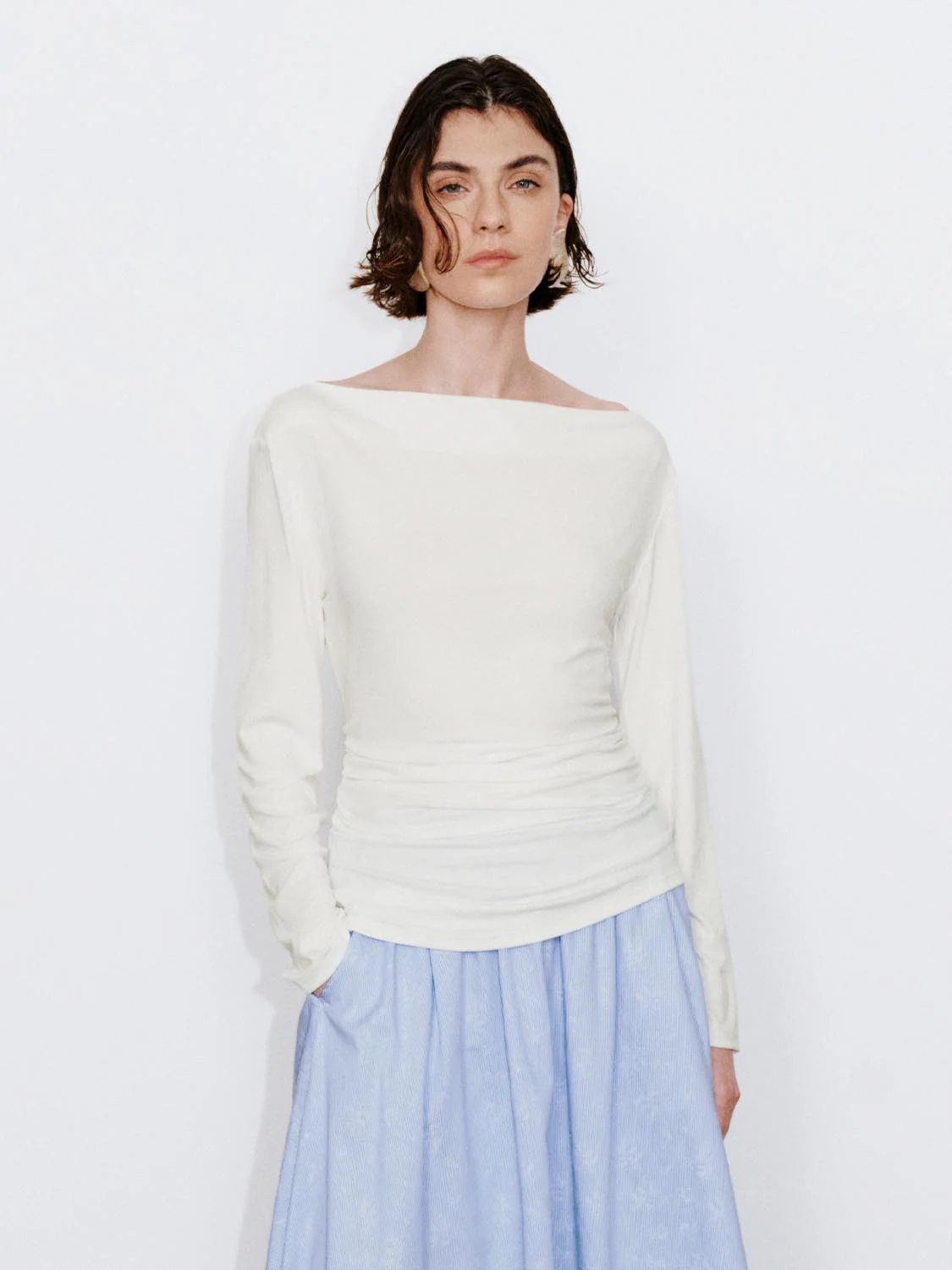 Asymmetric One Shoulder Ruched Long Sleeve T-Shirts - Image 4