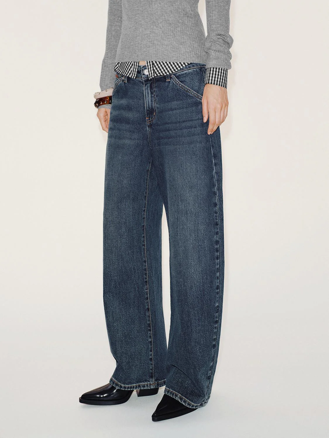 Barrel Leg Jeans - Image 3