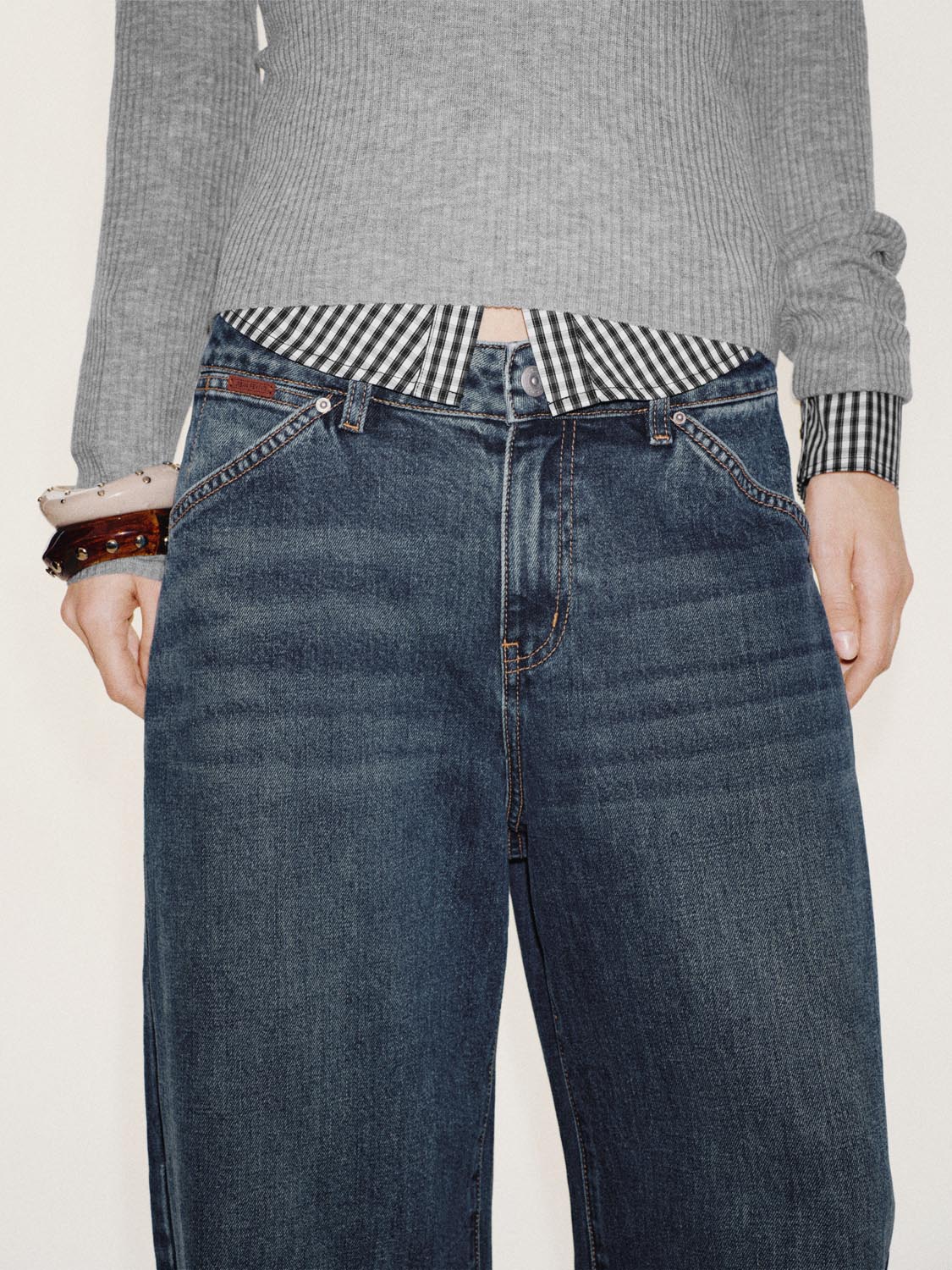 Barrel Leg Jeans - Image 5