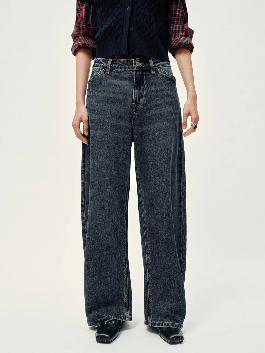 Barrel Leg Jeans