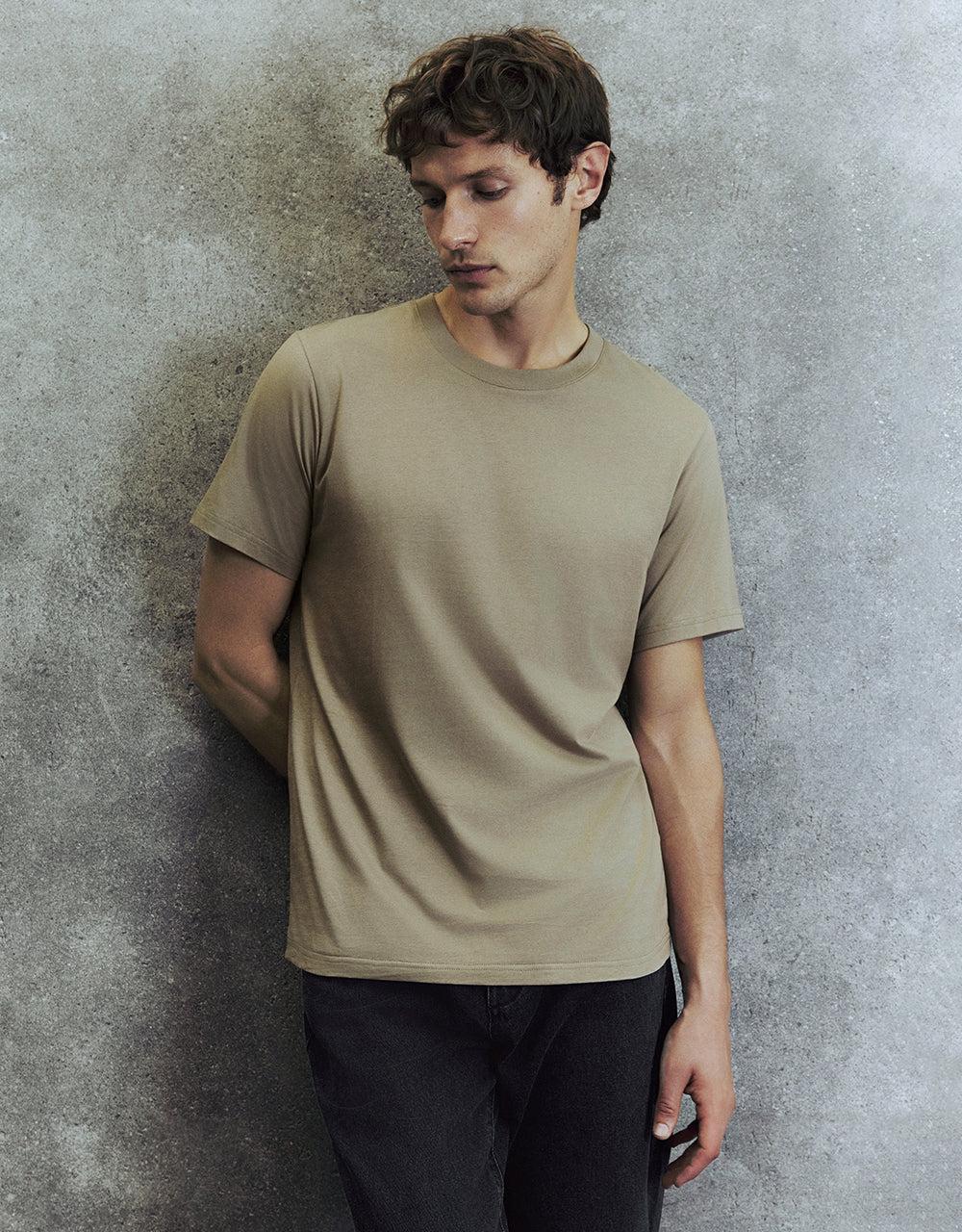 Basic Crew Neck T-Shirt - Image 41