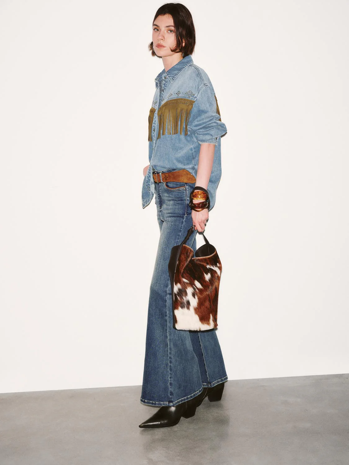 Belted Flare Leg Jeans - Image 5