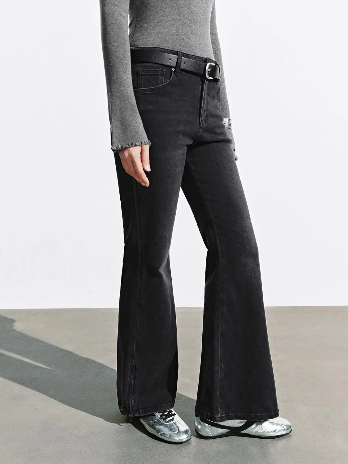 Belted Flare Leg Jeans - Image 3