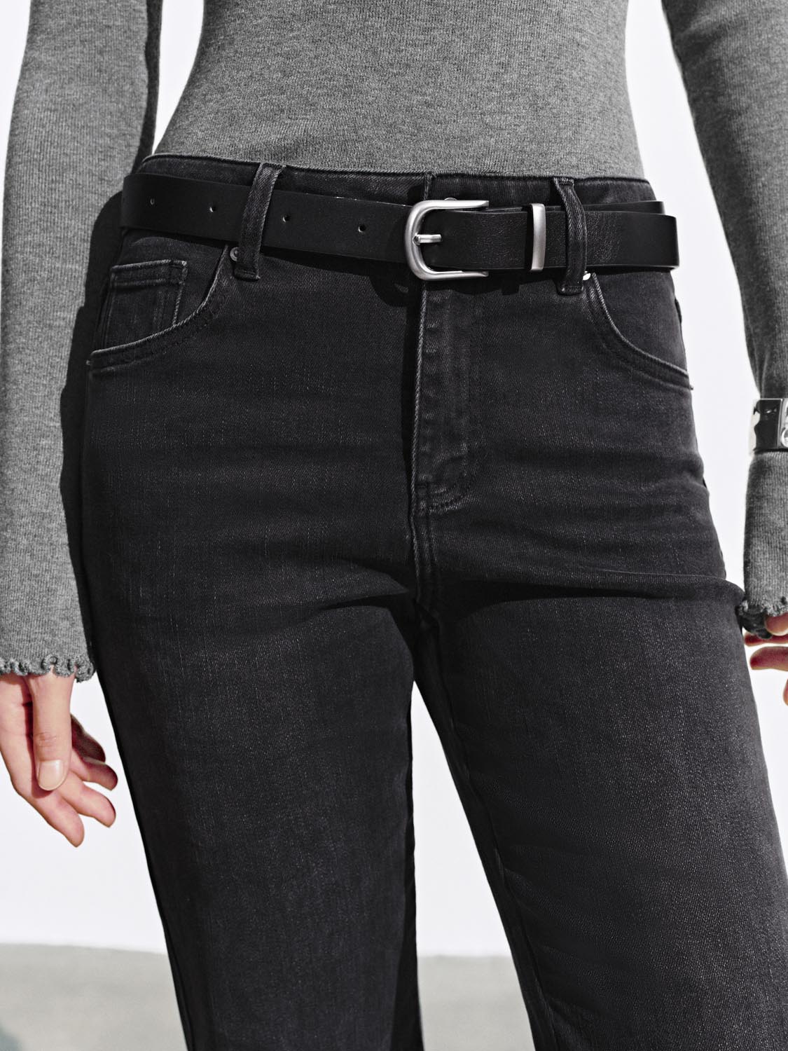 Belted Flare Leg Jeans - Image 5