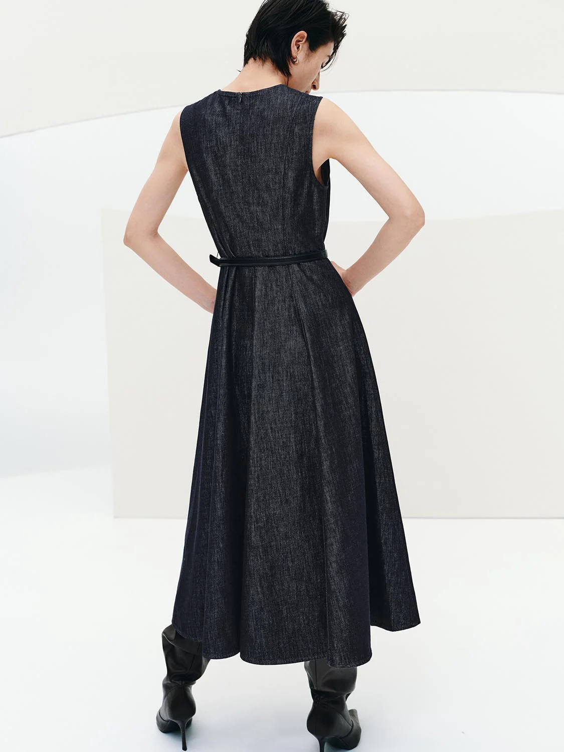 Belted Sleeveless Denim Midi Dresses - Image 6