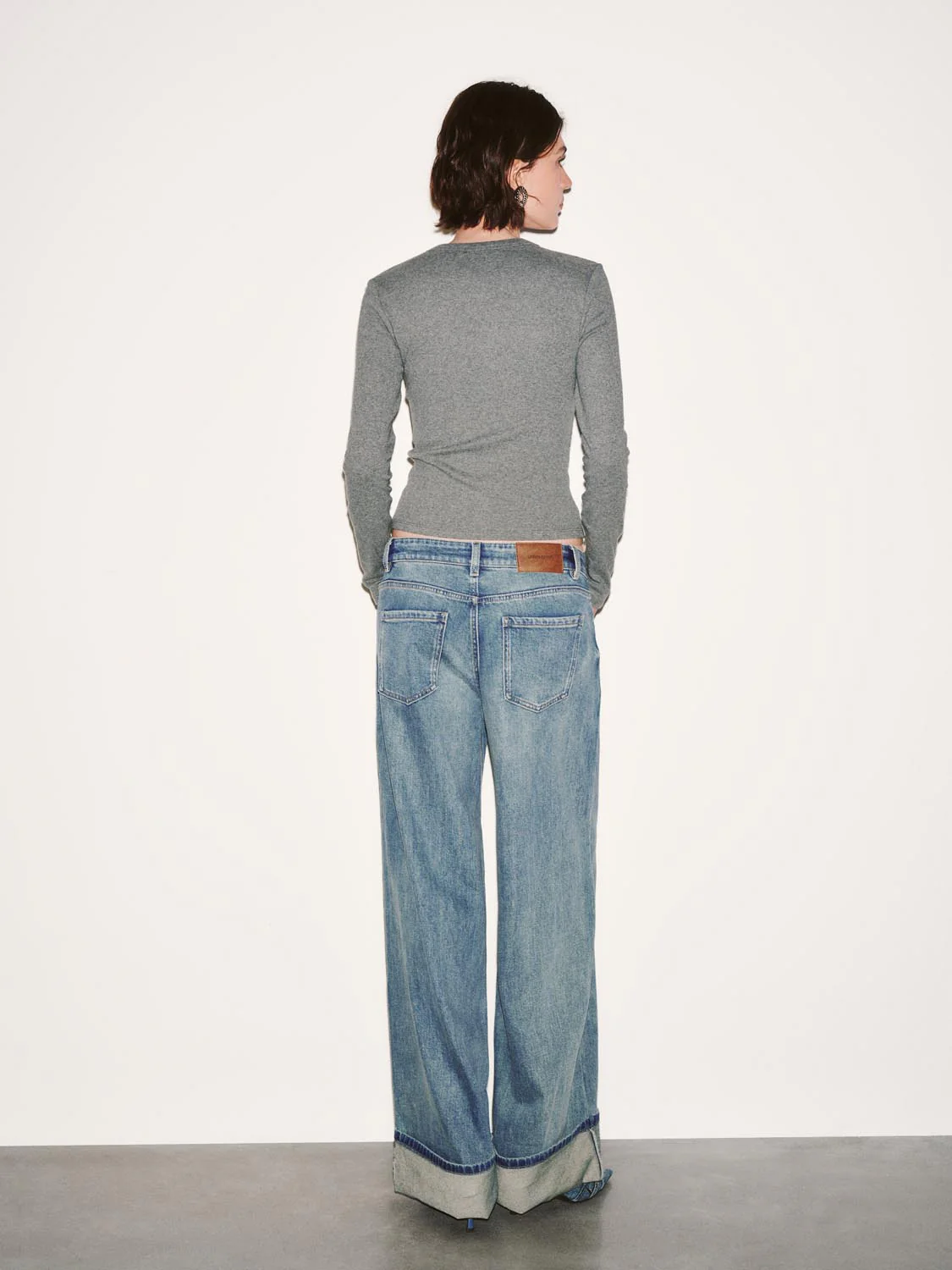 Button Detail Crew Neck Long Sleeve Skinny Fit T-Shirts - Image 14