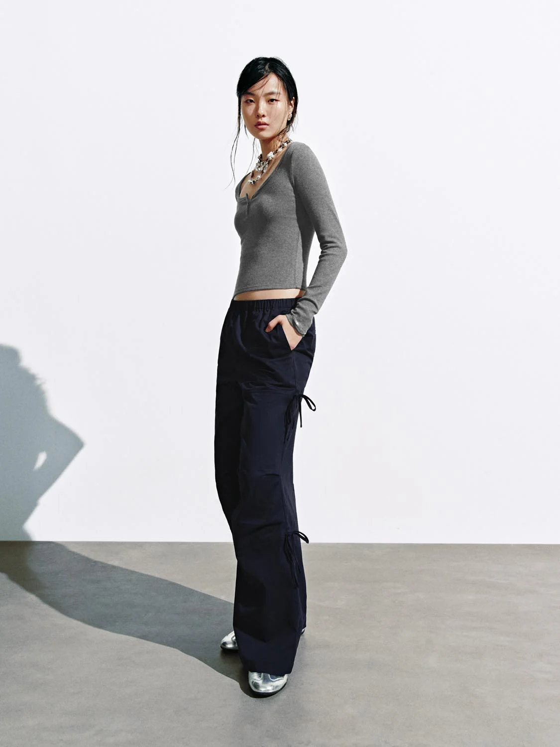 Button-Top Scoop Neck T-Shirt - Image 29