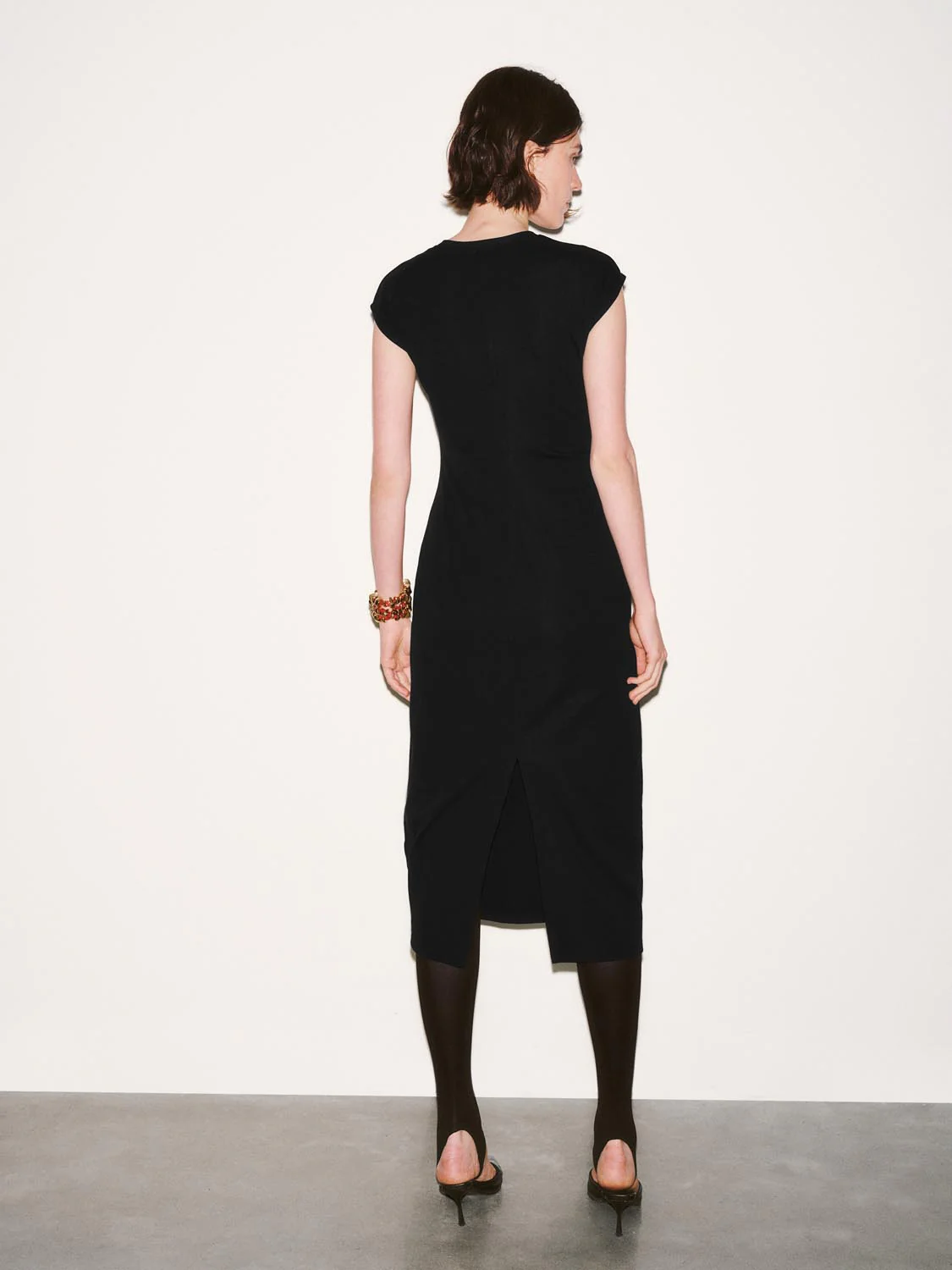 Capped Sleeve Skinny Fit Midi Dresses - Image 14