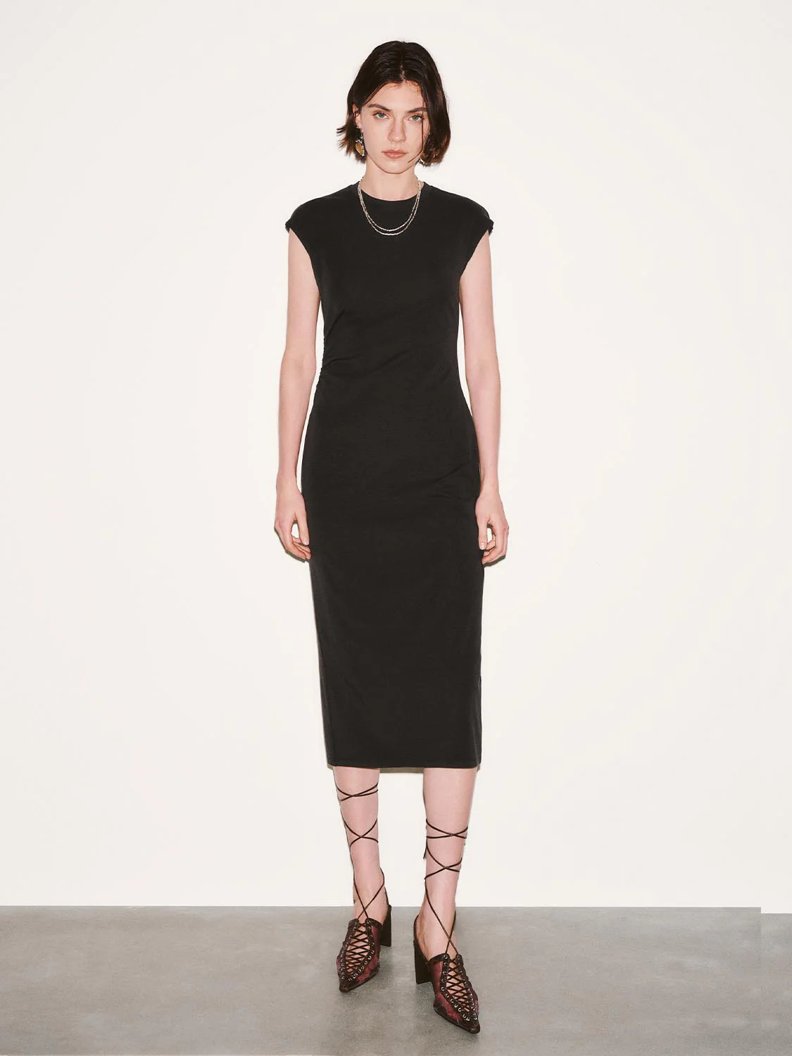 Capped Sleeve Skinny Fit Midi Dresses - Image 25