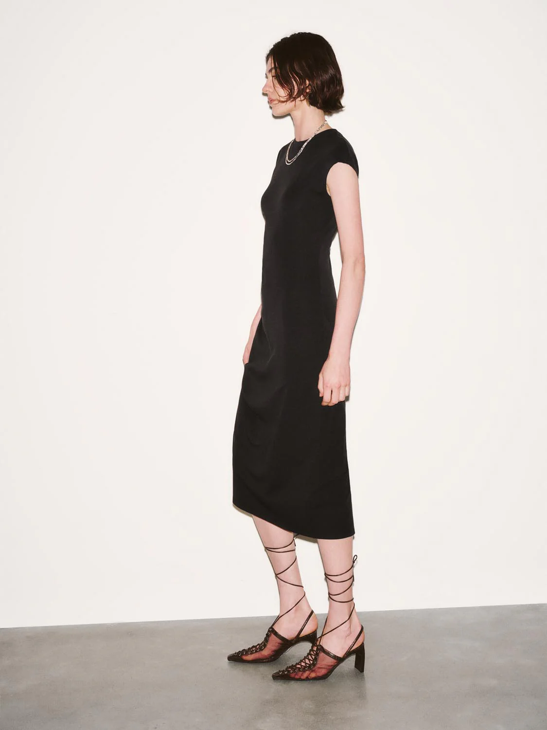 Capped Sleeve Skinny Fit Midi Dresses - Image 5