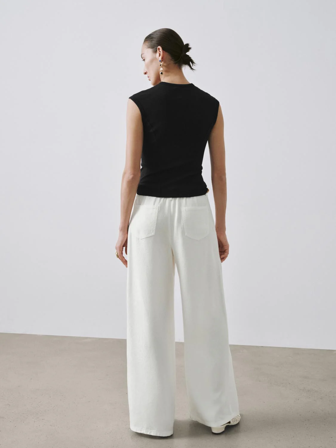 Capped Sleeve Skinny-Fit T-Shirts - Image 6