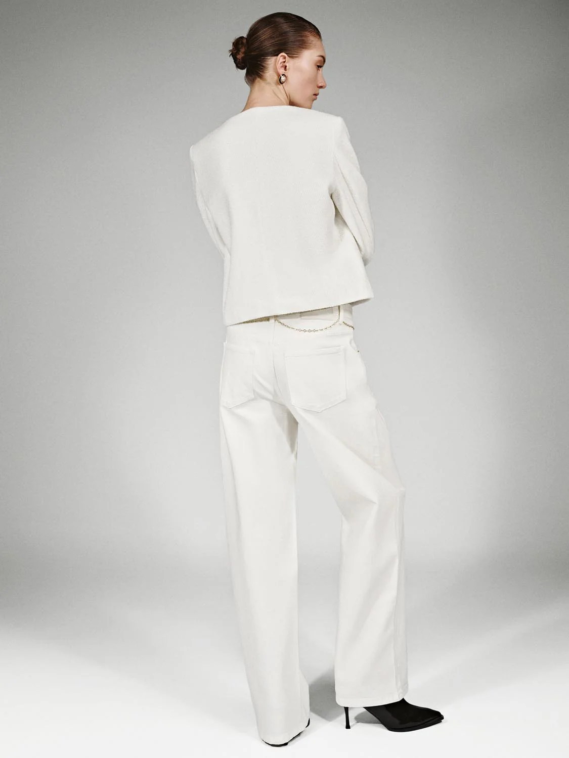 Chain Detail Wide Leg Jeans - Image 4