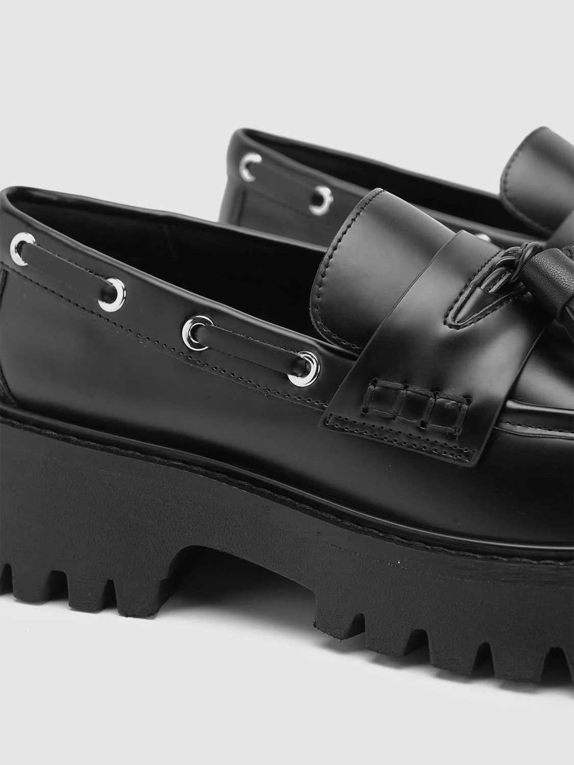 Chunky Heeled Slip-On Loafer Pumps - Image 6