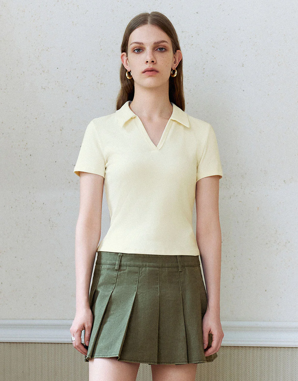 Collared Neck Two Toned T-Shirt - Image 17