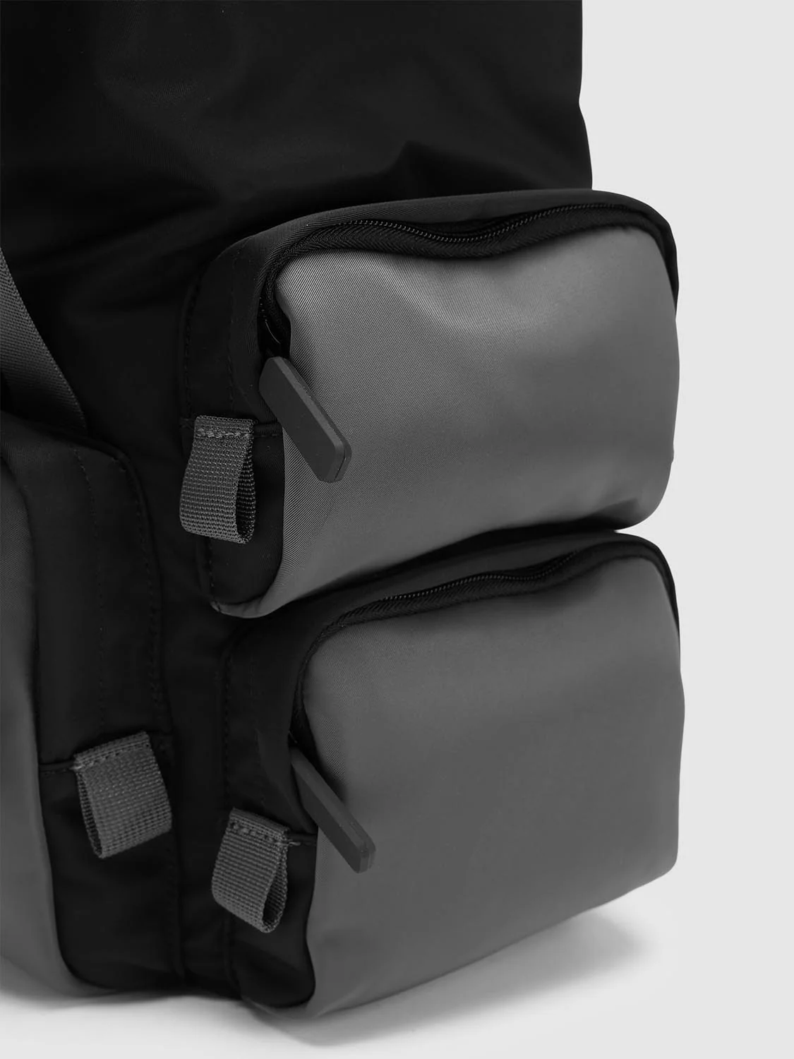 Contrast Buckle Detail Backpacks - Image 6