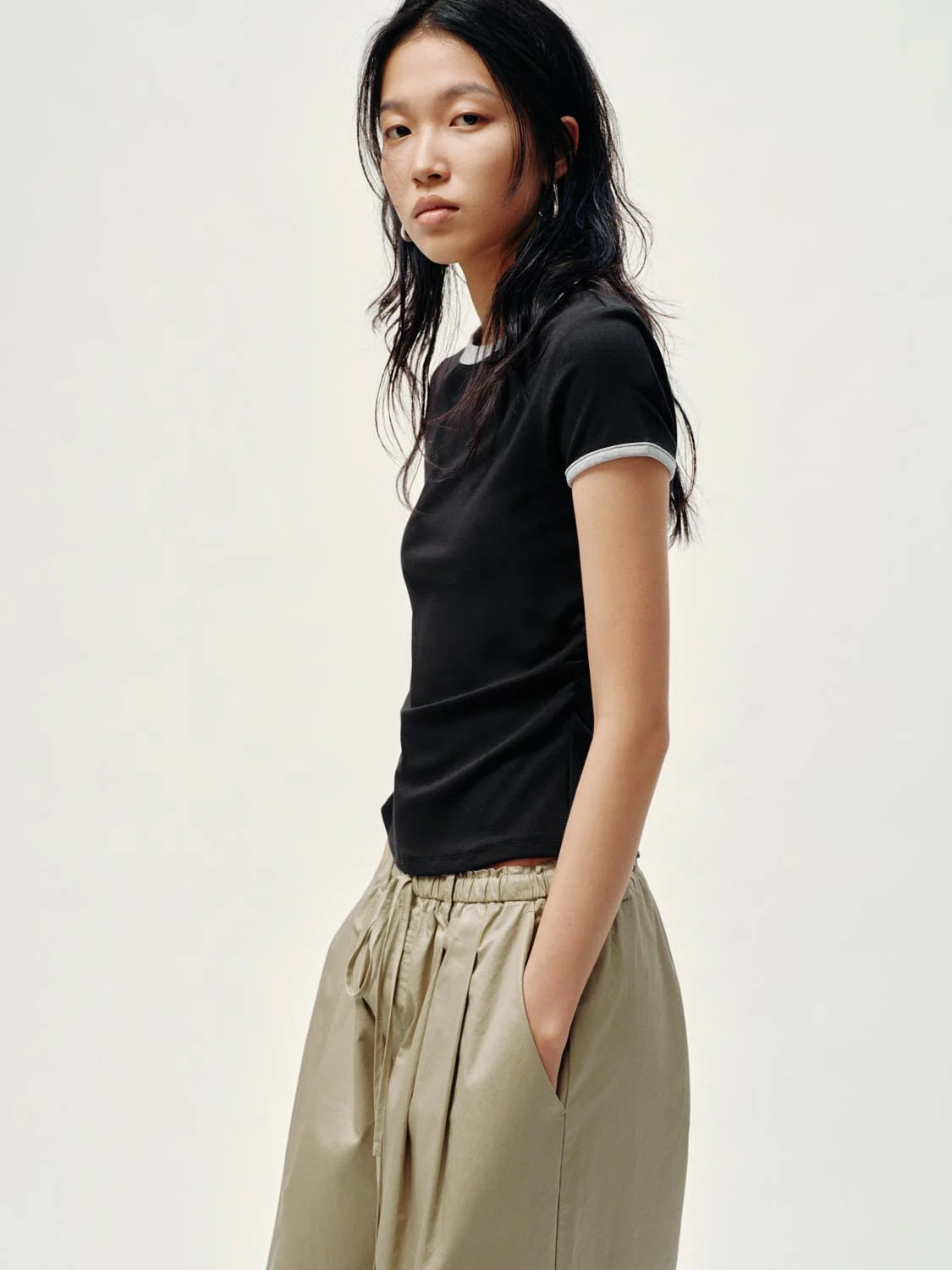 Contrast Crew Neck Nipped Waist T-Shirts - Image 10