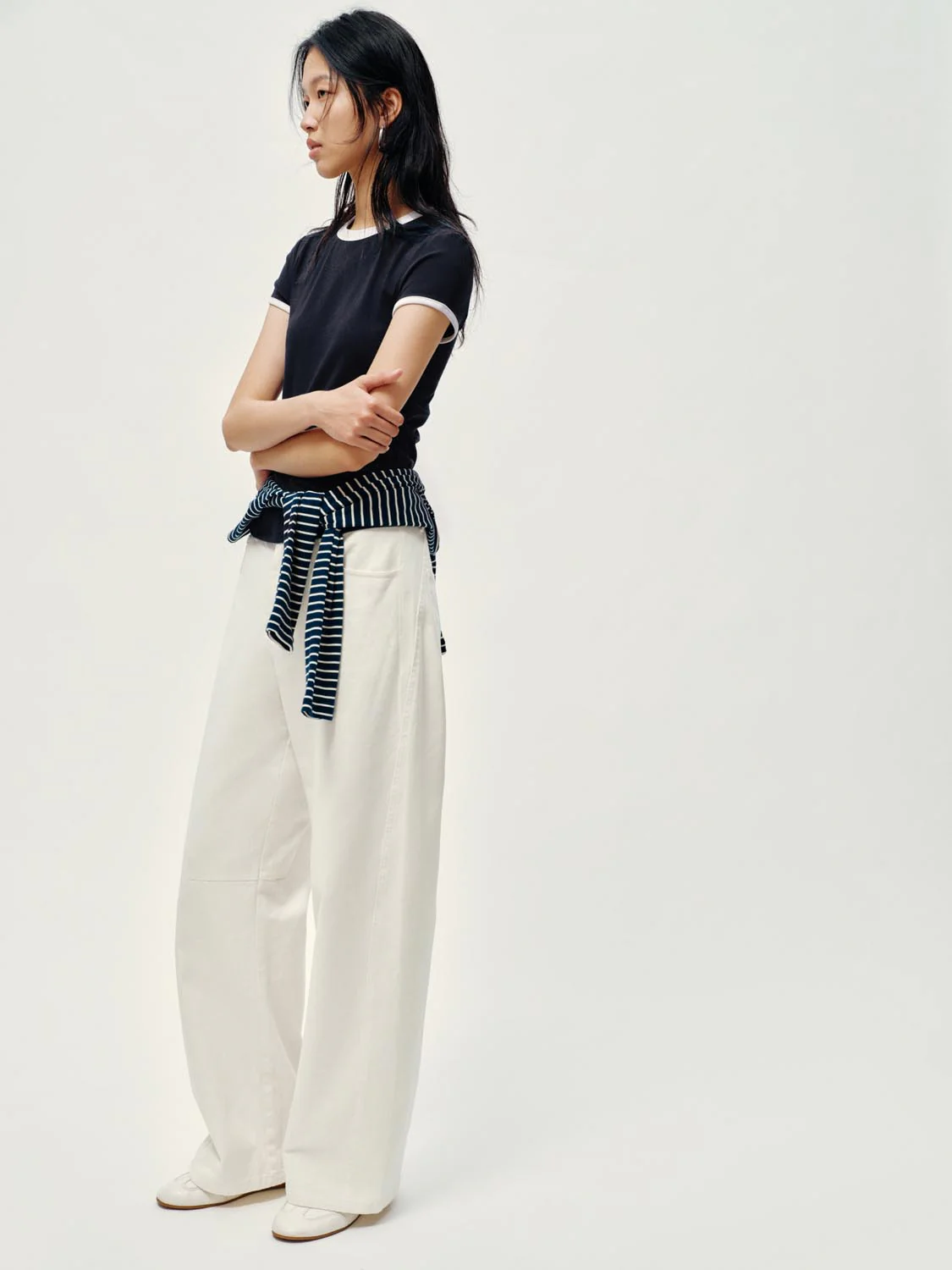 Contrast Crew Neck Nipped Waist T-Shirts - Image 5