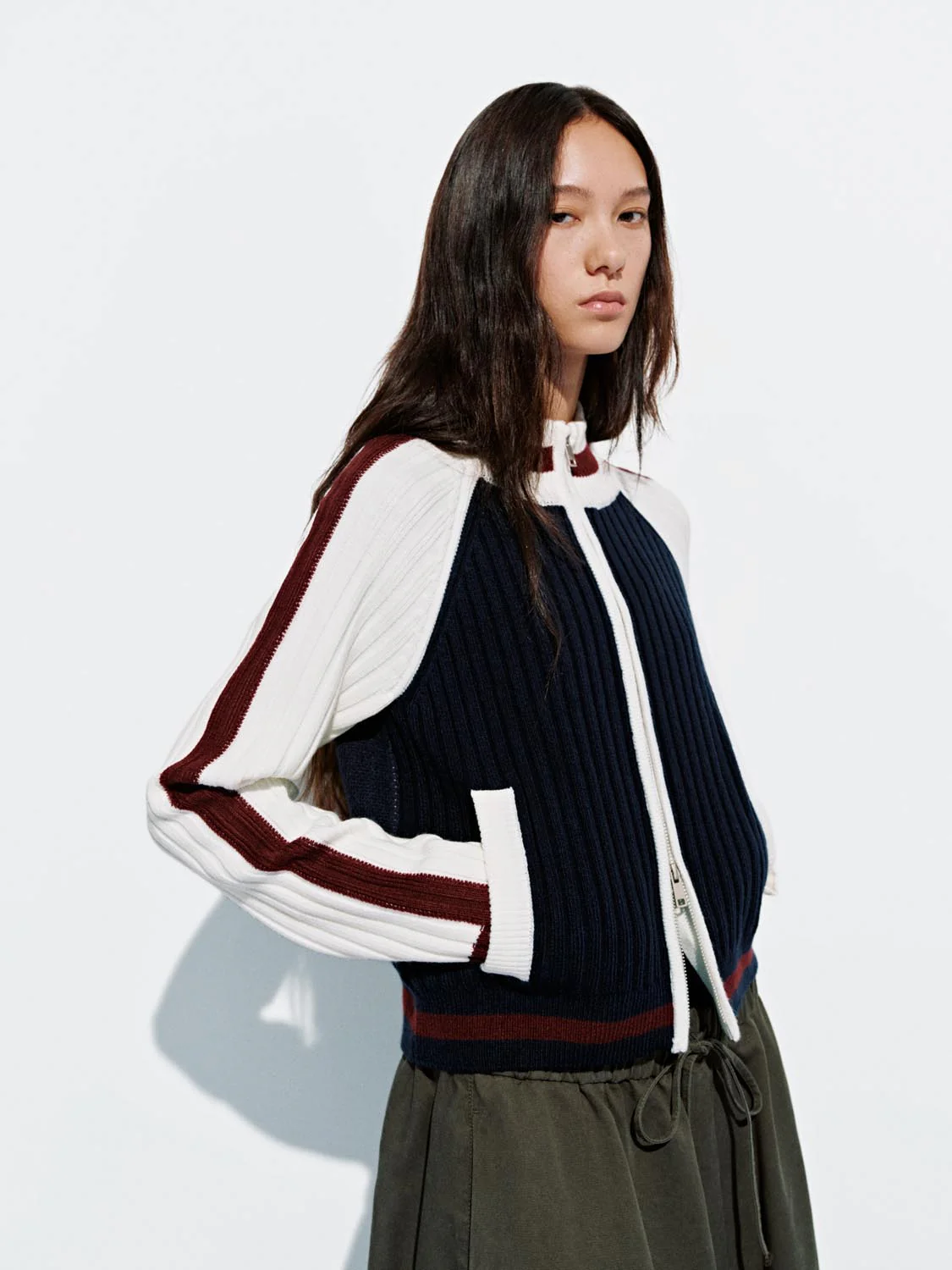 Contrast Full Zip Knitted Cardigans - Image 2