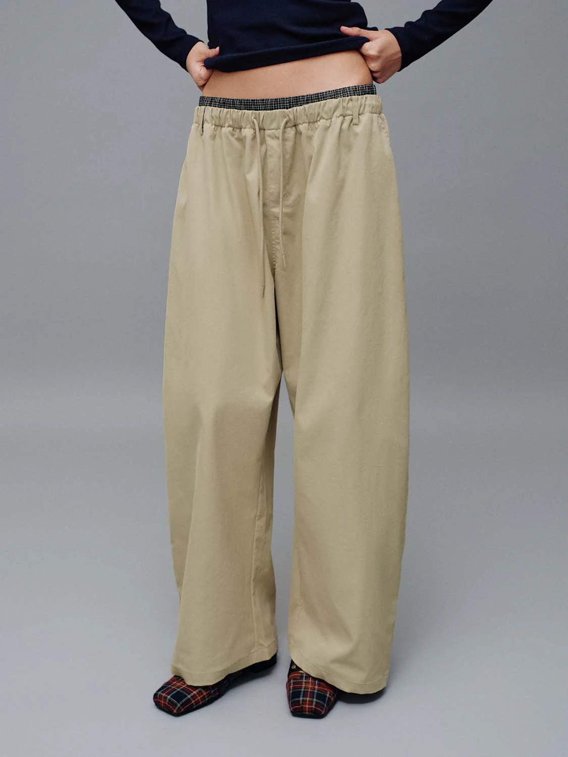 Contrast Hem Drawstring Pull On Barrel Leg Pants