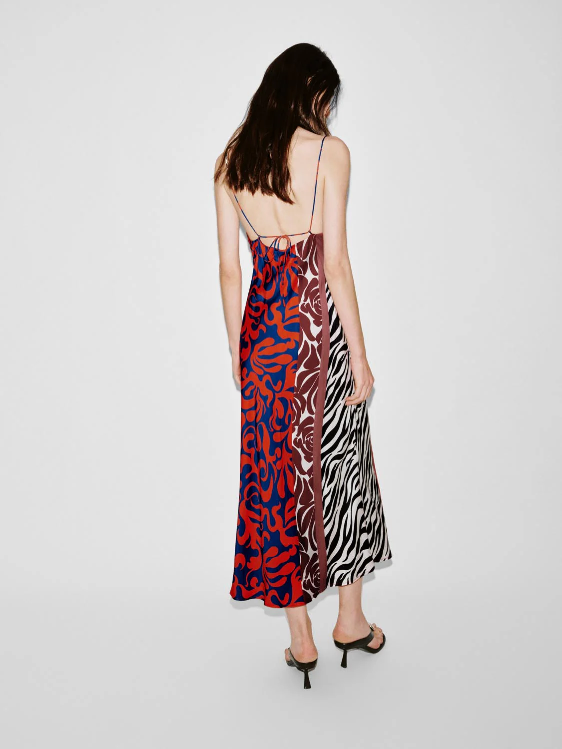 Contrast Printed Strappy Skinny Fit Maxi Dresses - Image 6