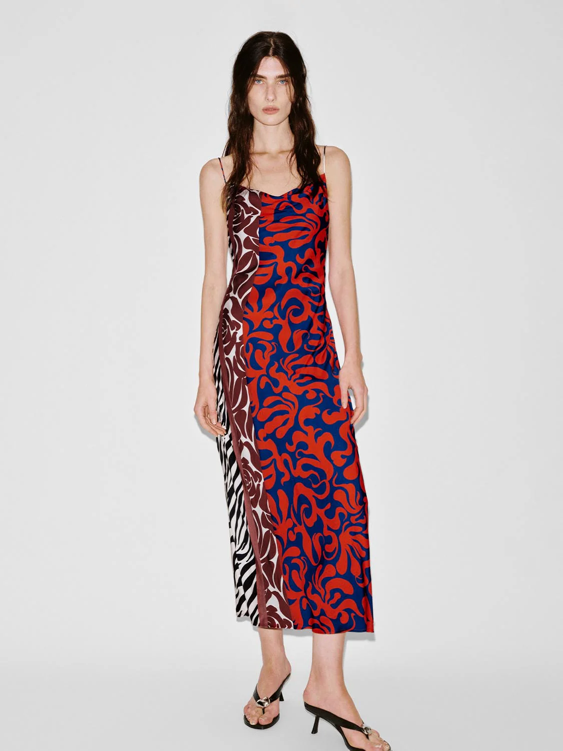 Contrast Printed Strappy Skinny Fit Maxi Dresses - Image 9