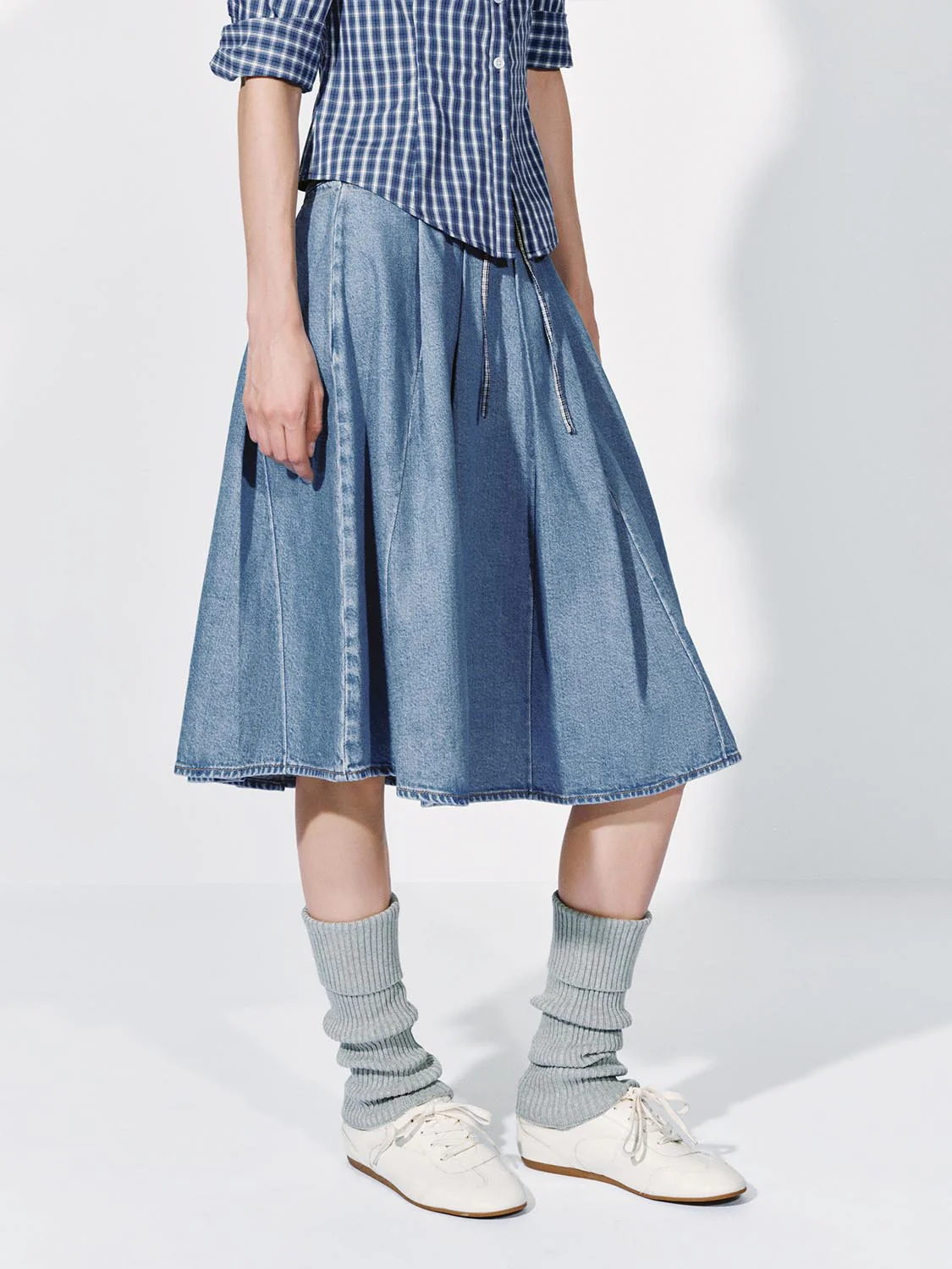 Contrast Trim Drawstring Pleated Denim Midi Skirts - Image 3