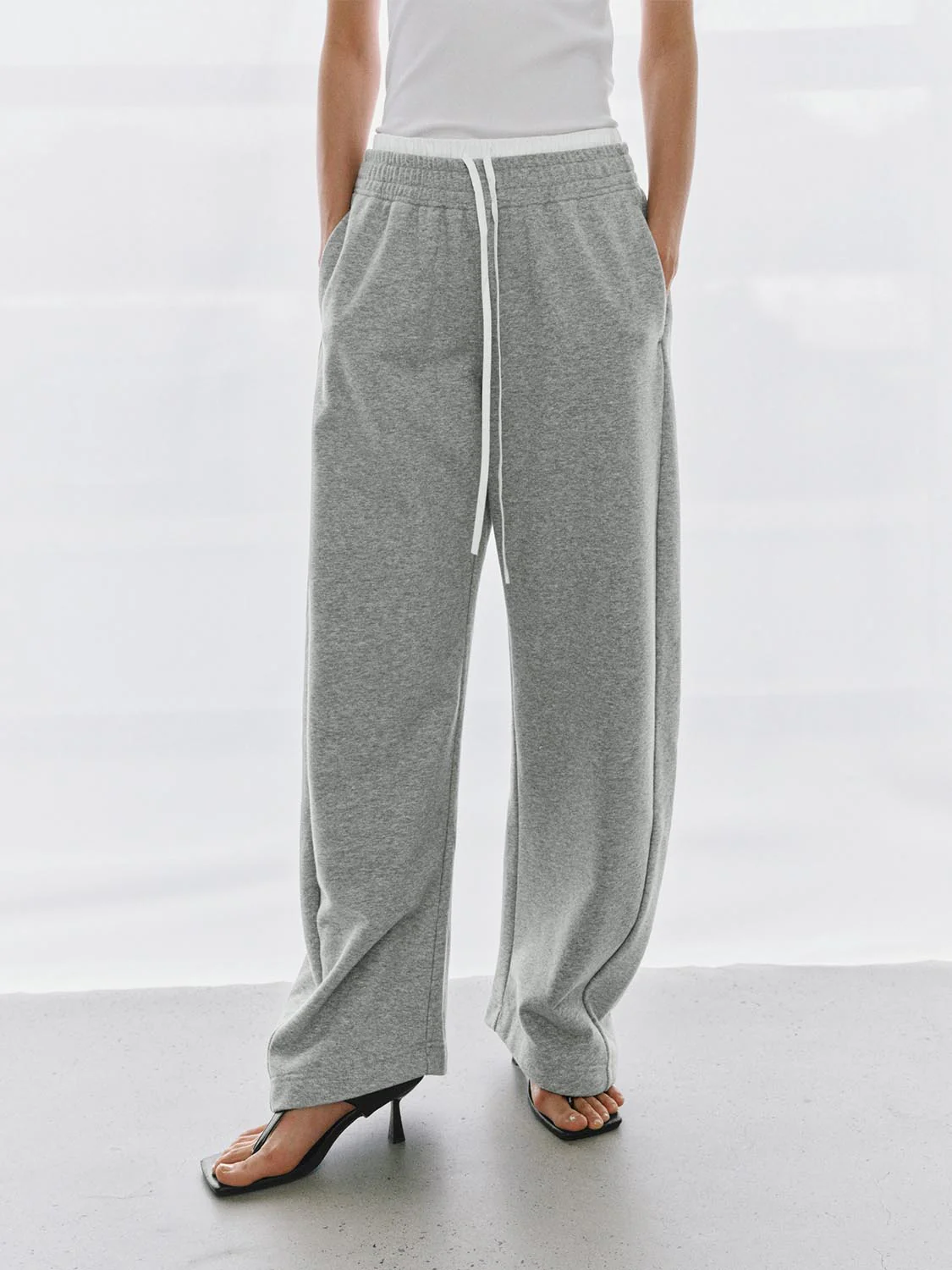 Contrast Trim Drawstring Pull On Barrel Leg Pants