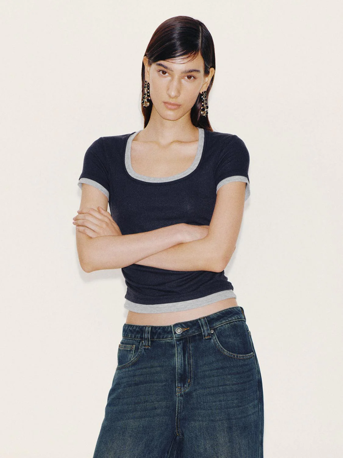 Contrast Trim Scoop Neck Ruched T-Shirts