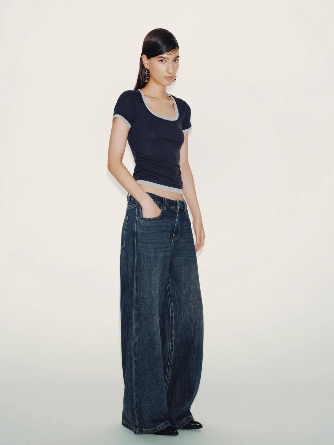 Contrast Trim Scoop Neck Ruched T-Shirts - Image 4