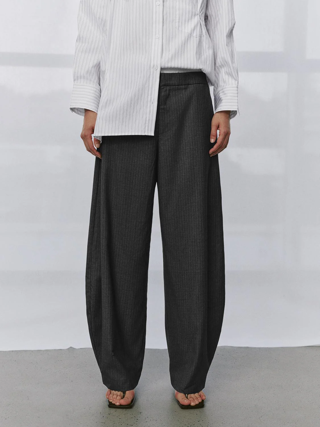Contrast Trim Striped Tailored Barrel Leg Pants