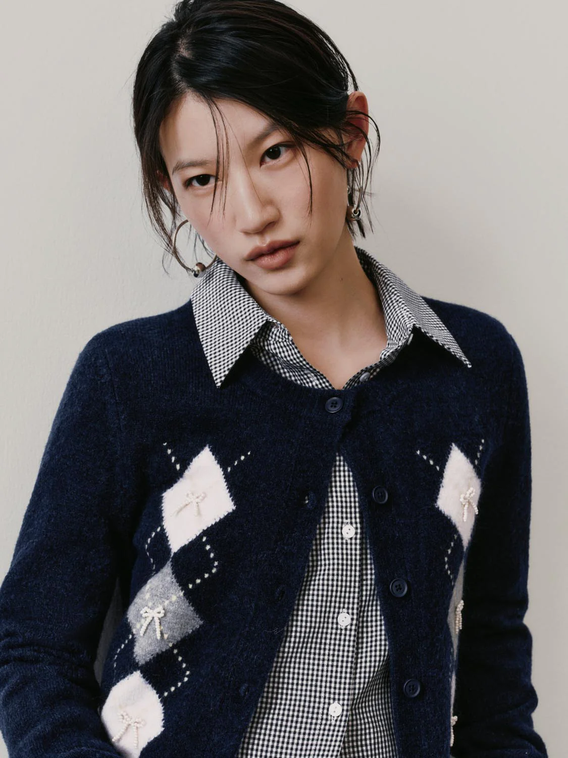Crew Neck Argyle Intarsia Knitted Cardigans - Image 3