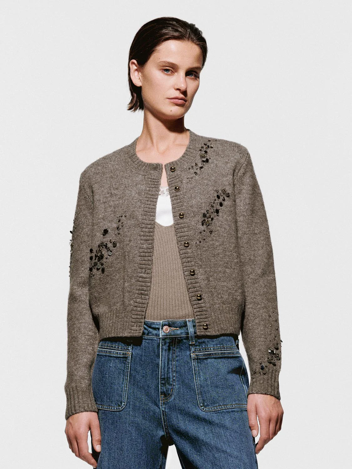 Crew Neck Beaded Knitted Cardigans - Image 17