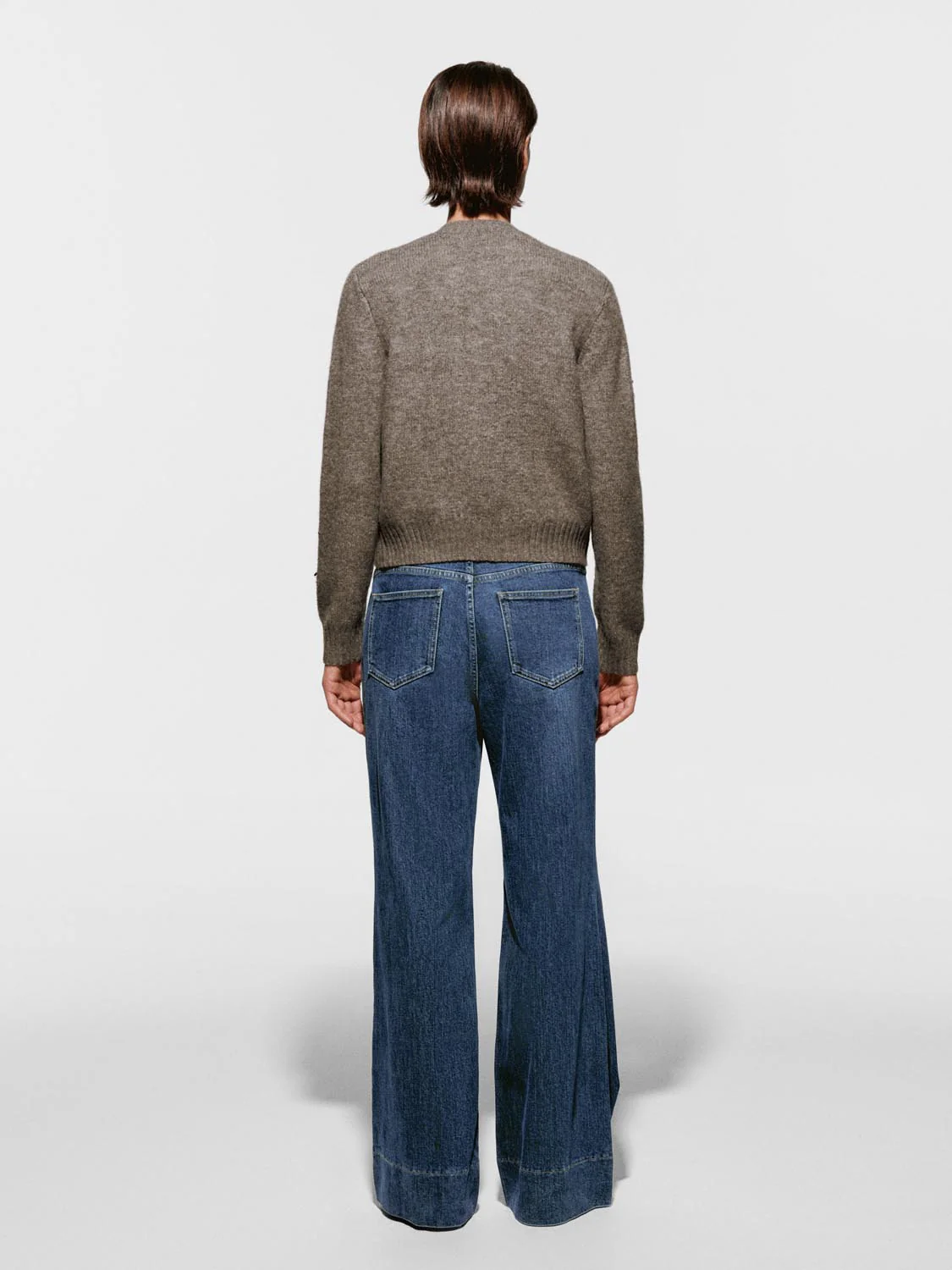 Crew Neck Beaded Knitted Cardigans - Image 22