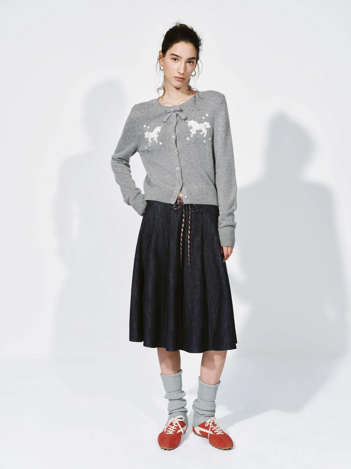 Crew Neck Bow Detail Intarsia Knitted Cardigans - Image 5