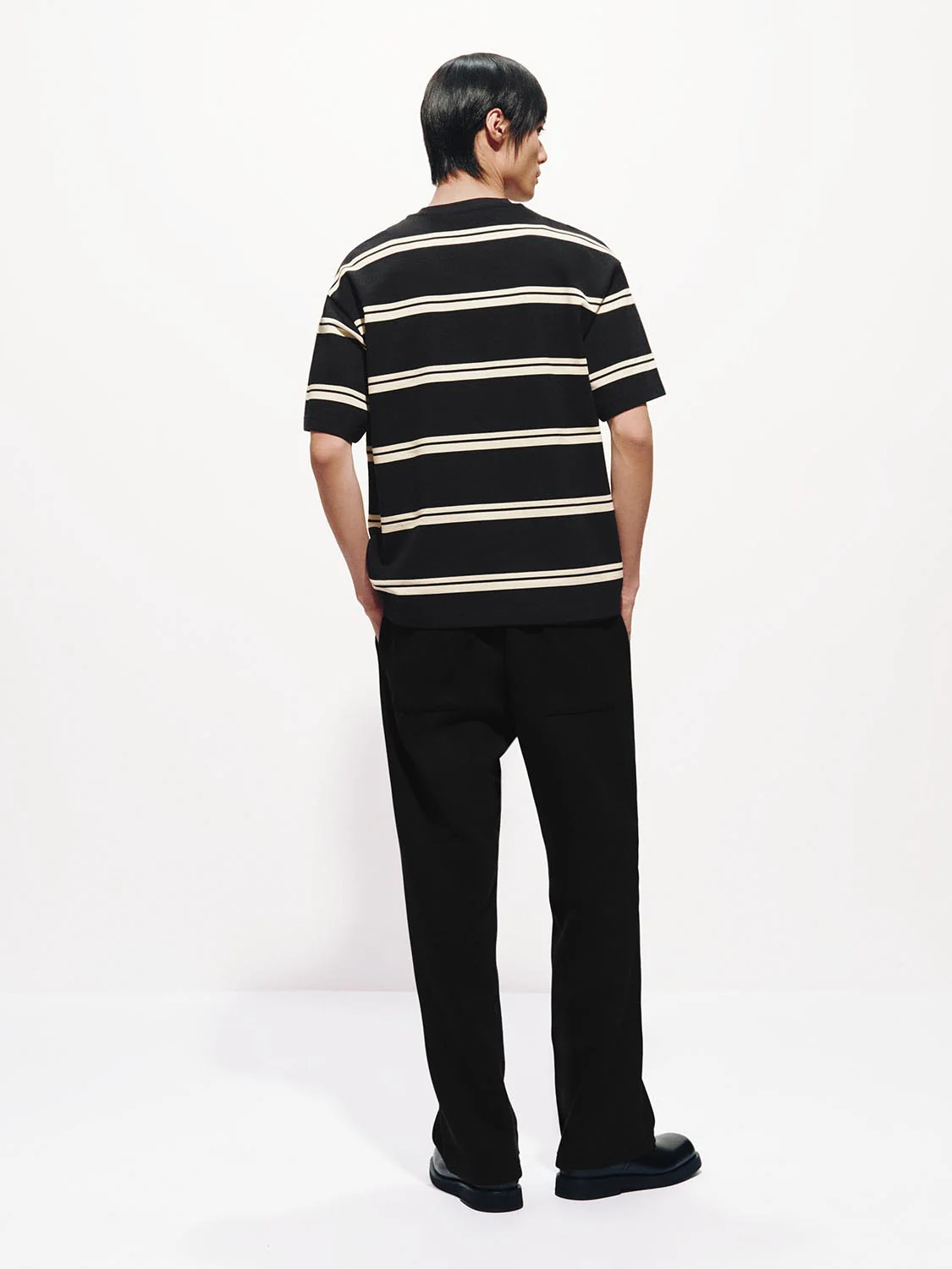 Crew Neck Contrast Striped T-Shirts - Image 12