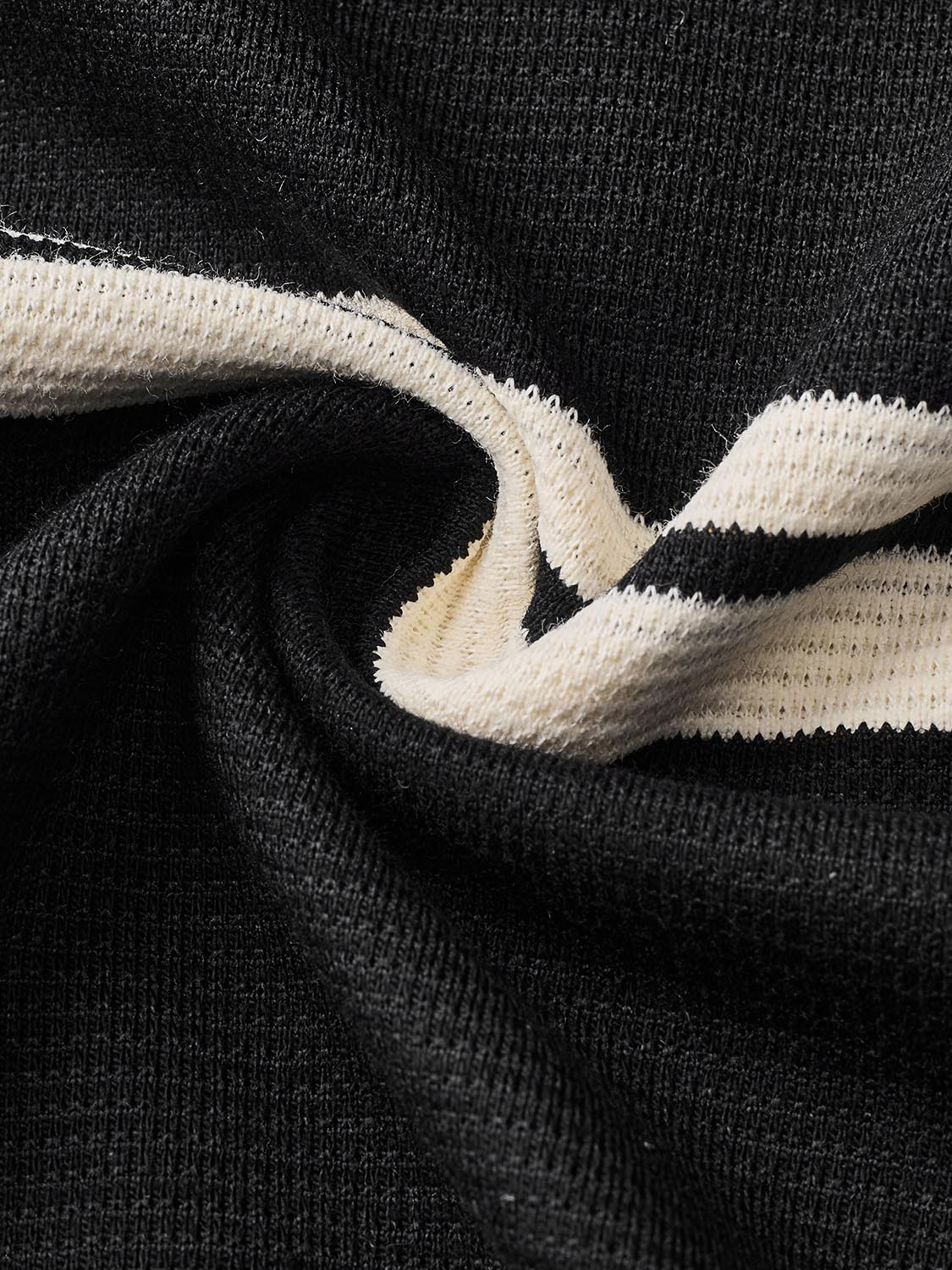 Crew Neck Contrast Striped T-Shirts - Image 14