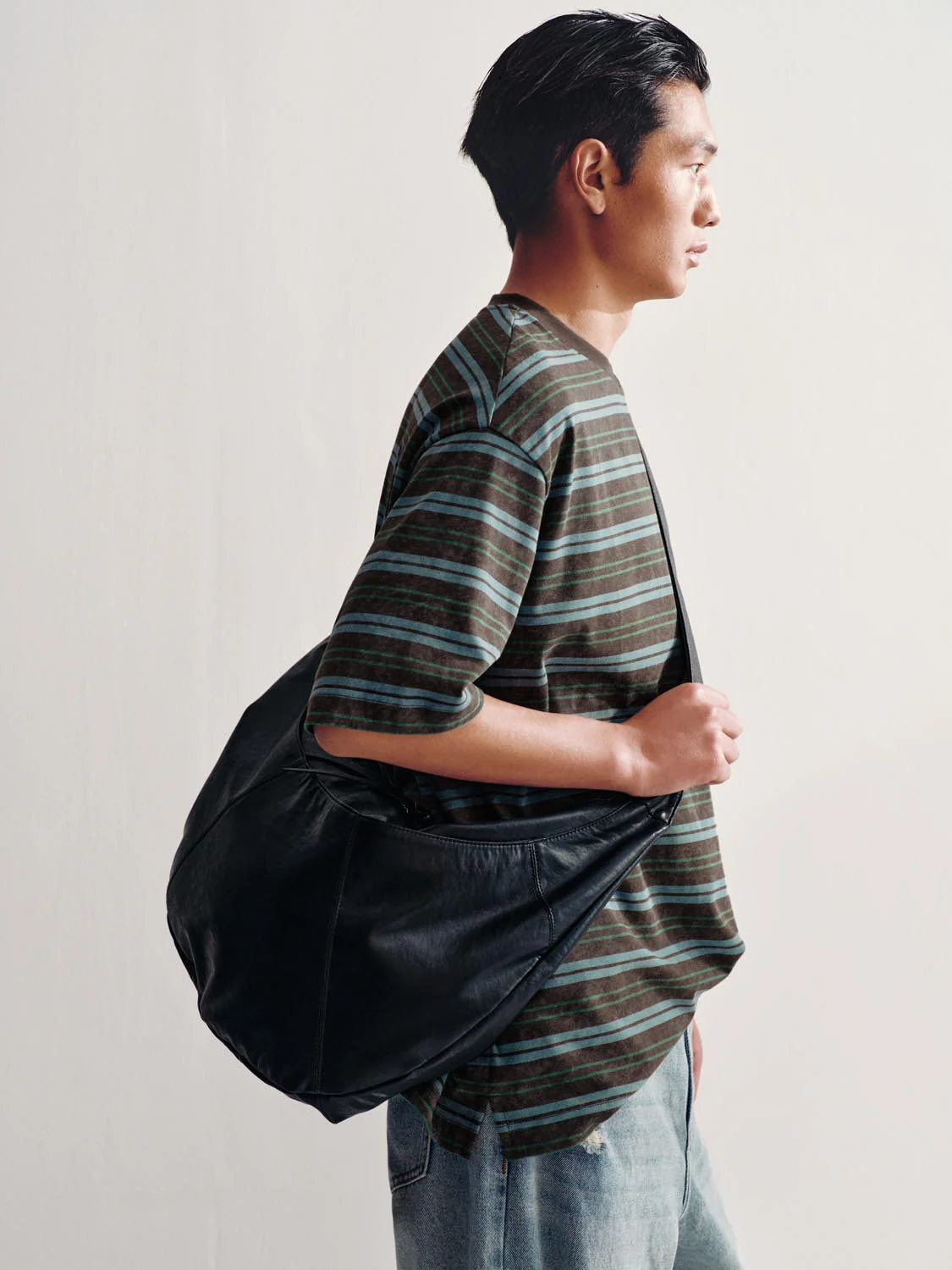 Crew Neck Contrast Striped T-Shirts - Image 2