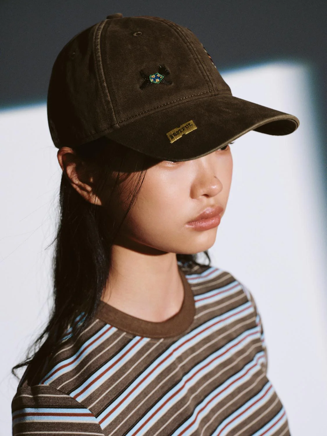Crew Neck Contrast Striped T-Shirts - Image 11