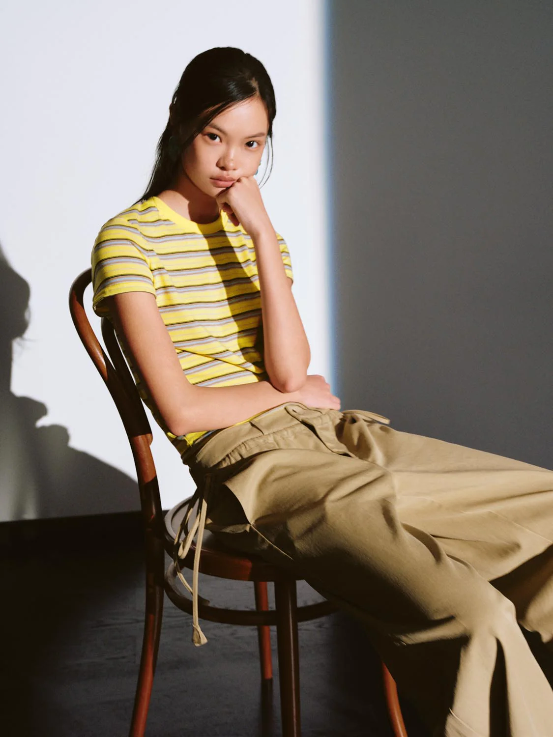 Crew Neck Contrast Striped T-Shirts - Image 2