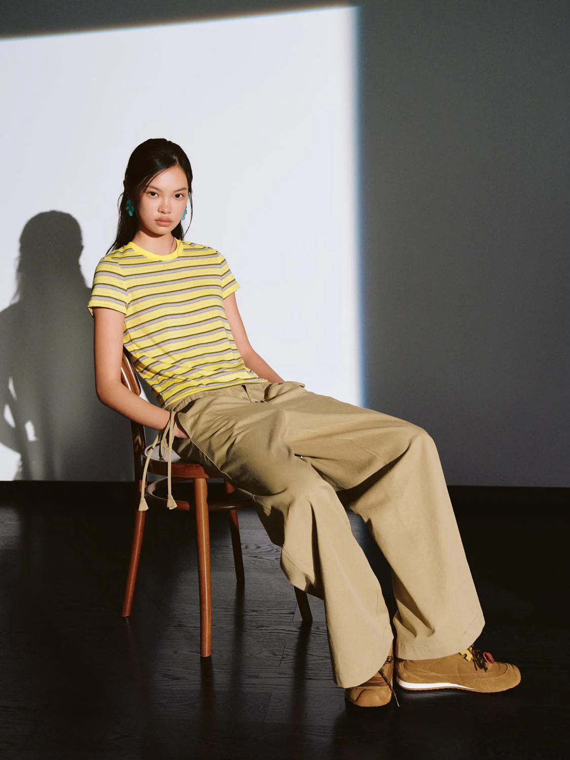 Crew Neck Contrast Striped T-Shirts - Image 3