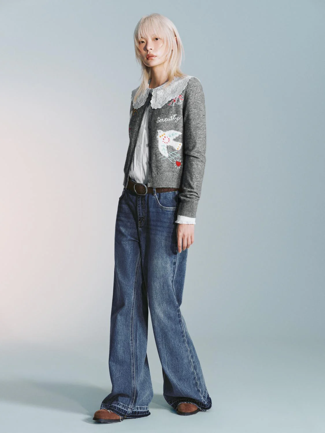 Crew Neck Embroidered Knitted Cardigans - Image 4