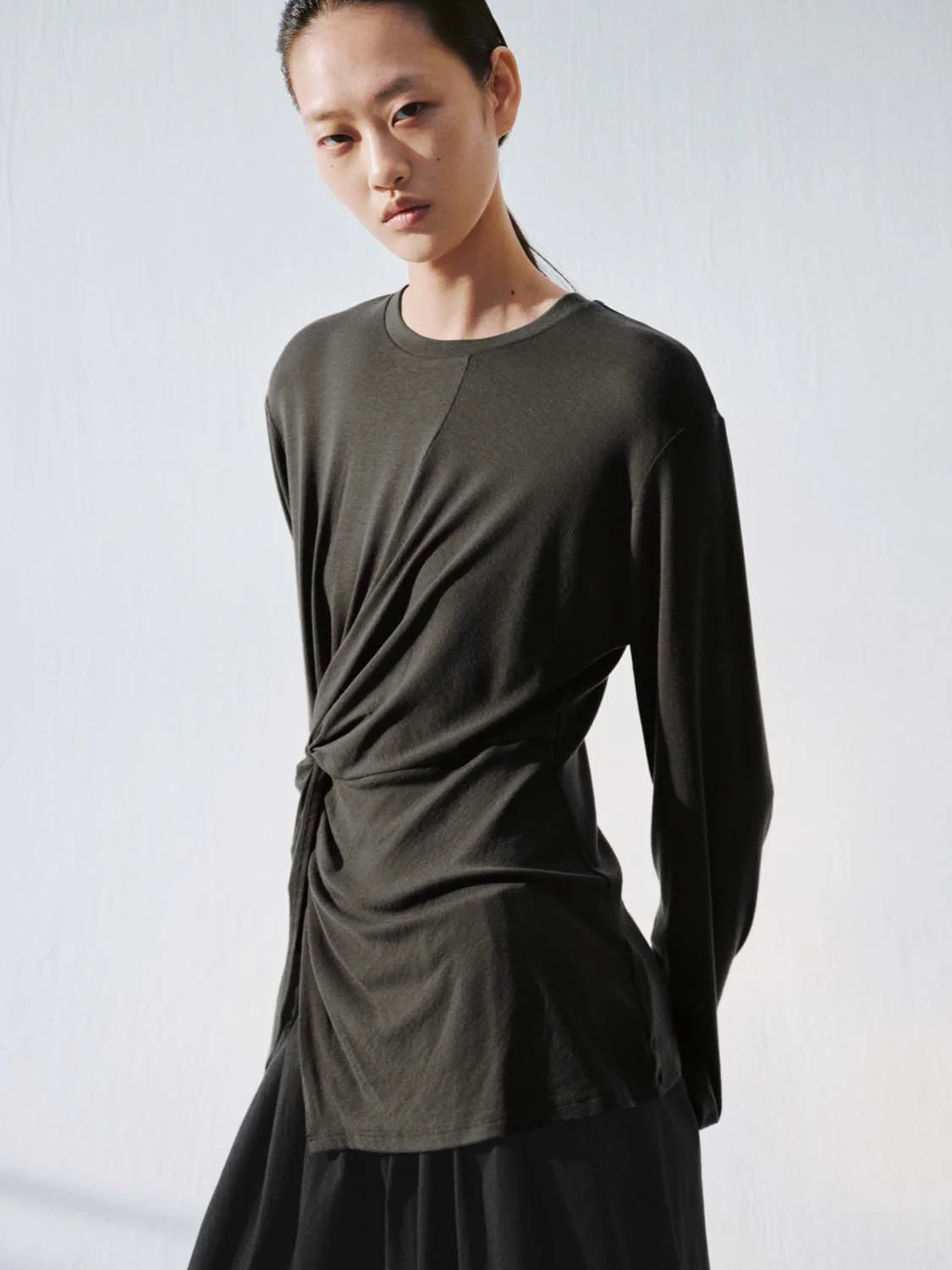 Crew Neck Knot Front Long Sleeve T-Shirts - Image 10