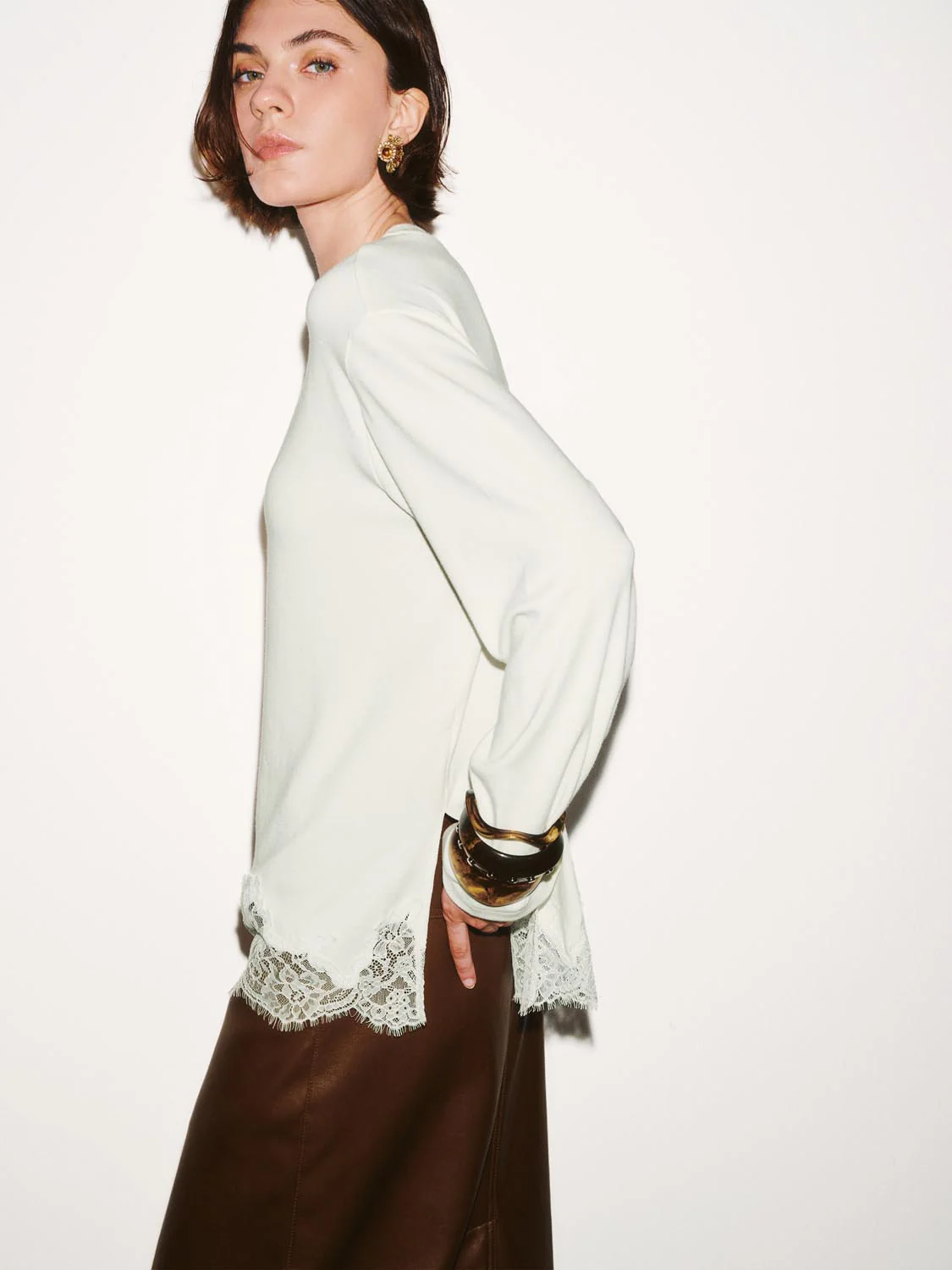 Crew Neck Lace Trim Long Sleeve T-Shirts - Image 2
