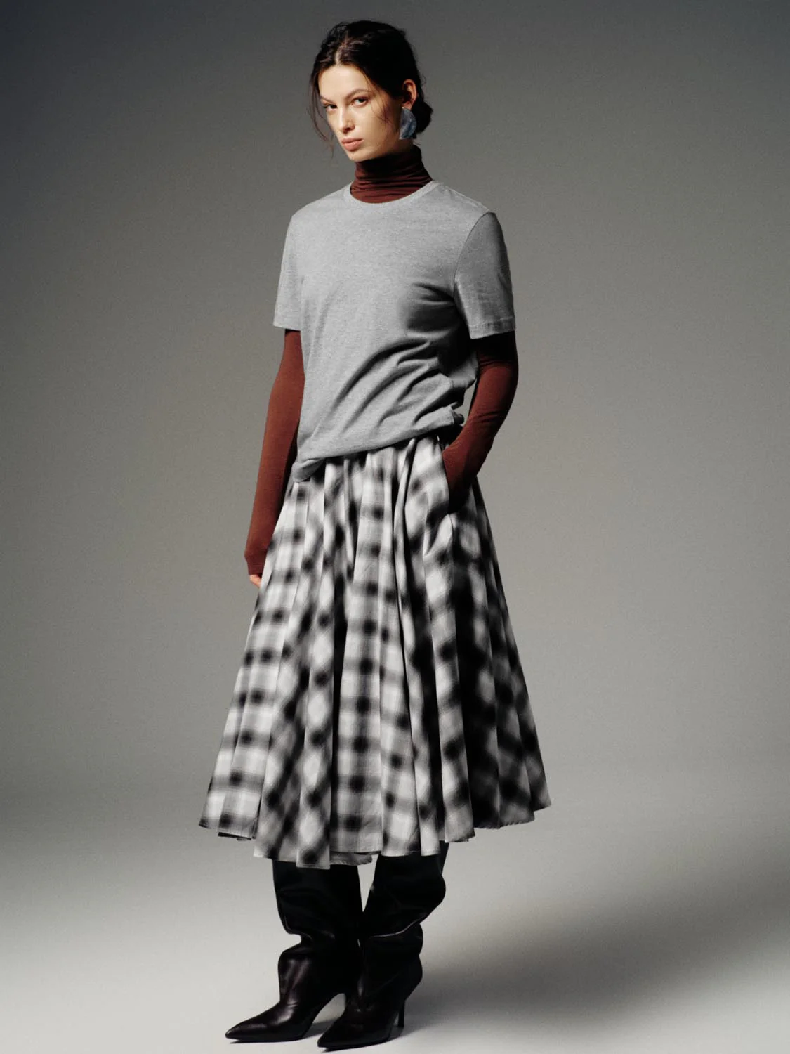 Crew Neck Loose Fit T-Shirts - Image 12