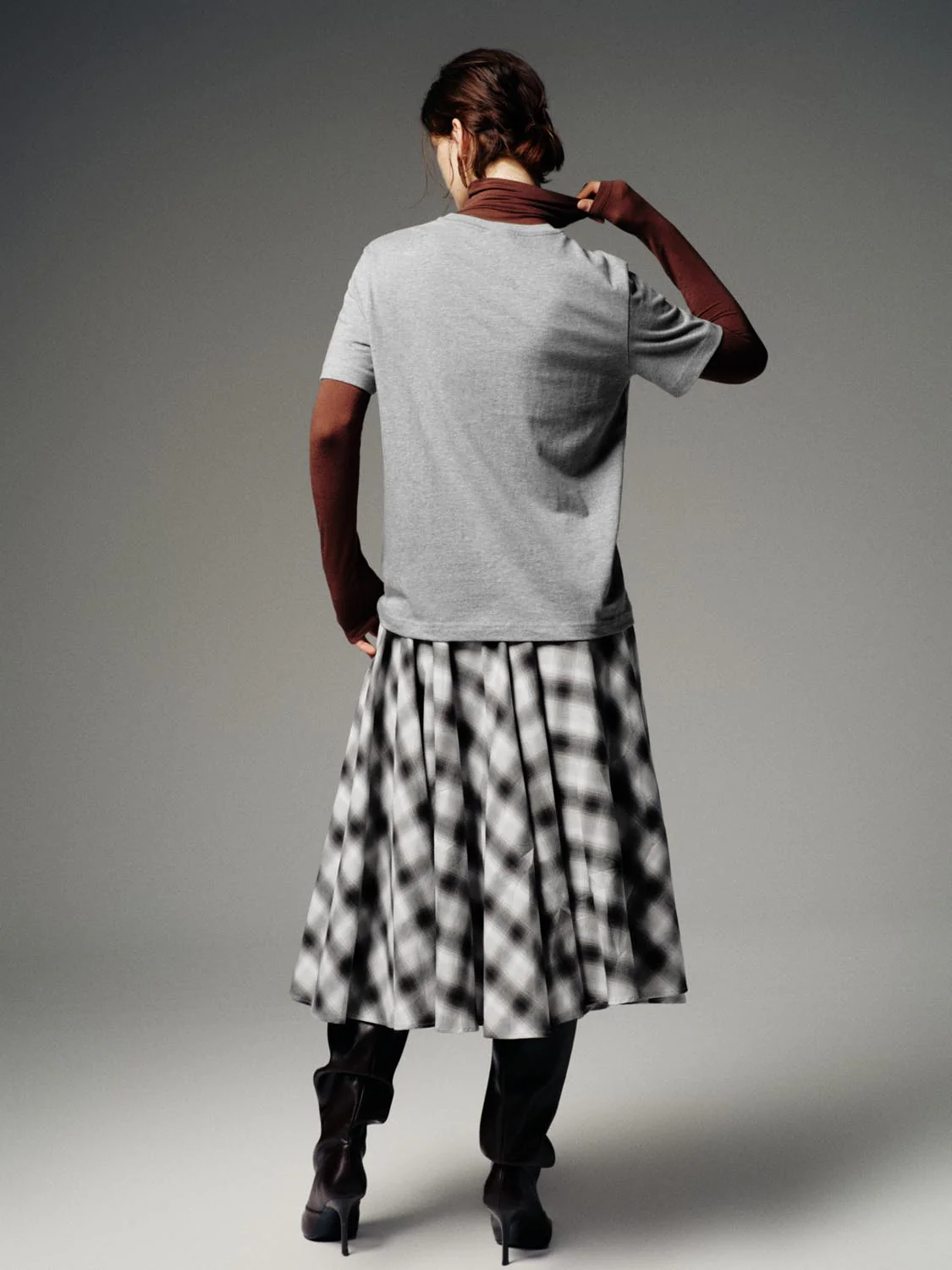 Crew Neck Loose Fit T-Shirts - Image 14