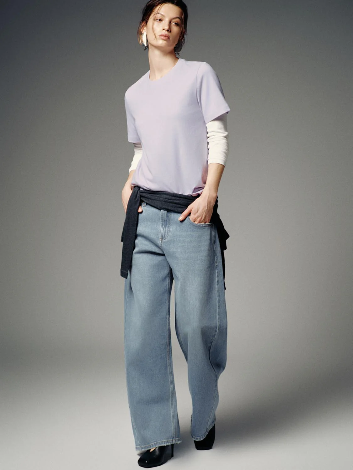Crew Neck Loose Fit T-Shirts - Image 4