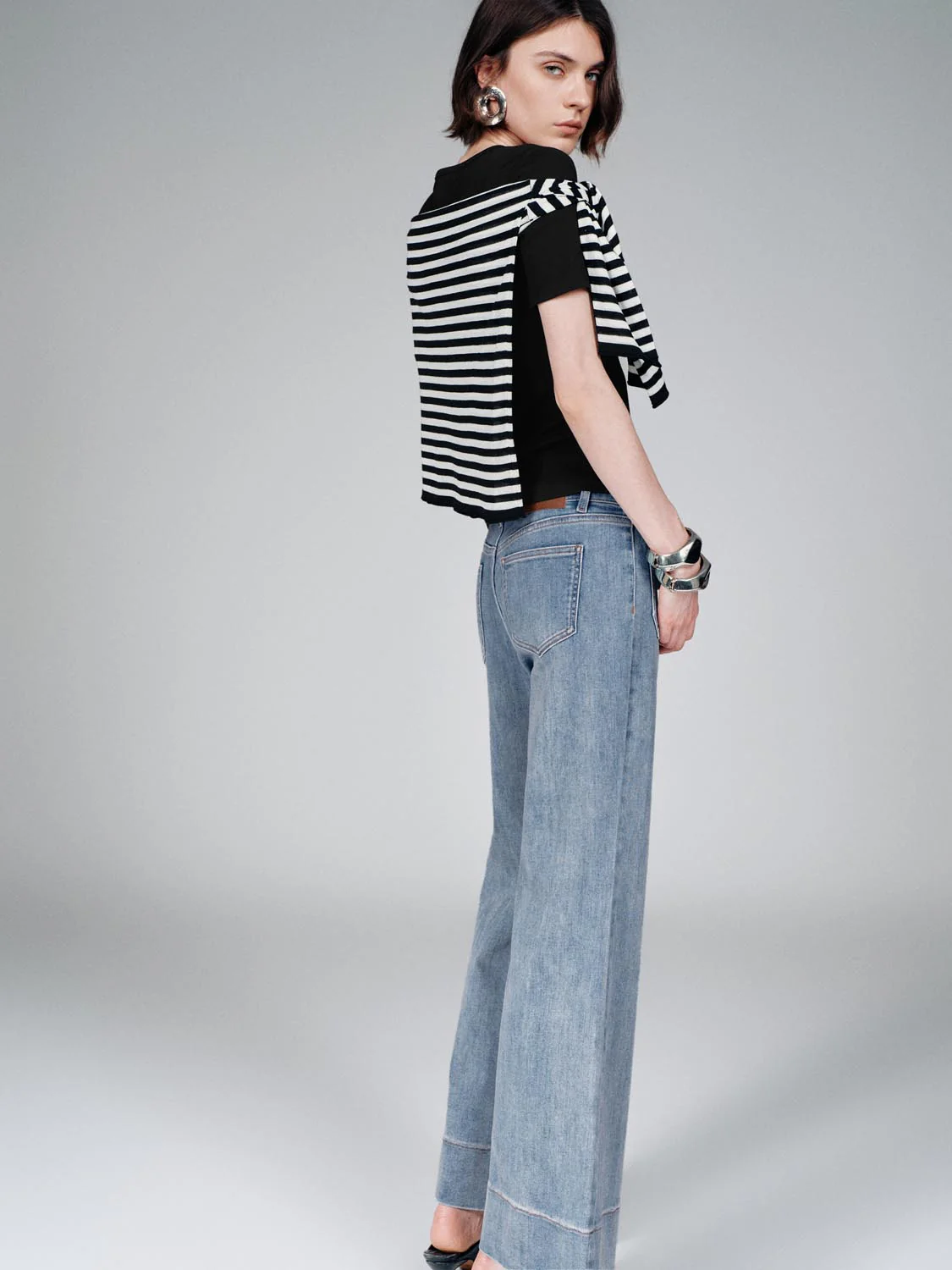 Crew Neck Skinny Fit T-Shirts - Image 3