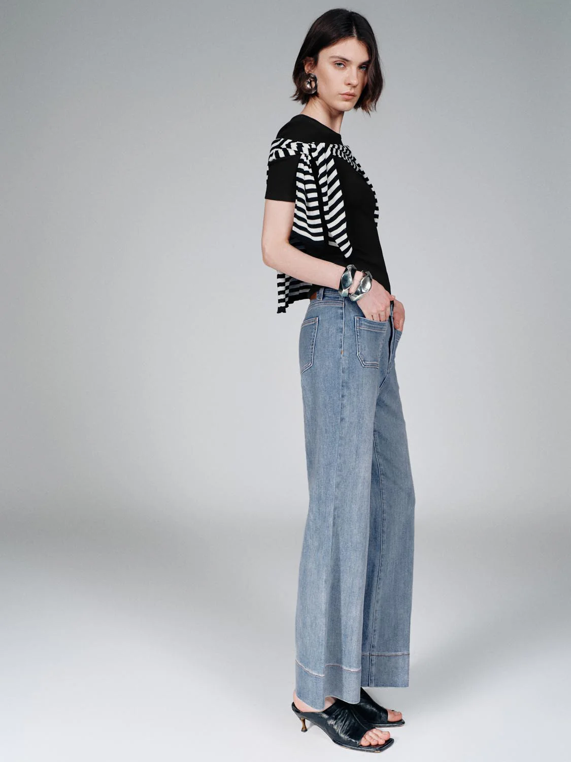 Crew Neck Skinny Fit T-Shirts - Image 5